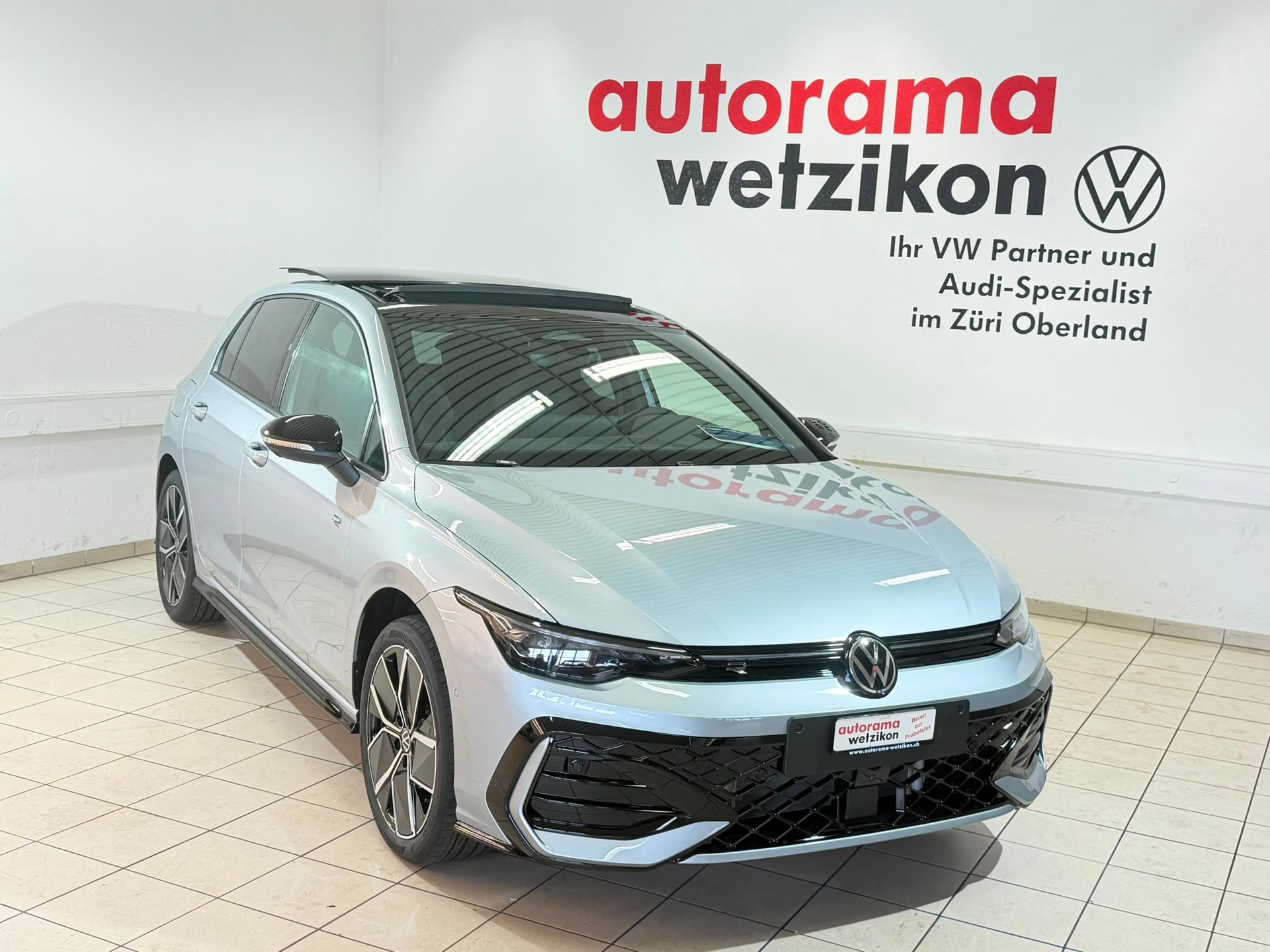 VW Golf 2.0 TSI R-Line DSG 4 Motion-image-1