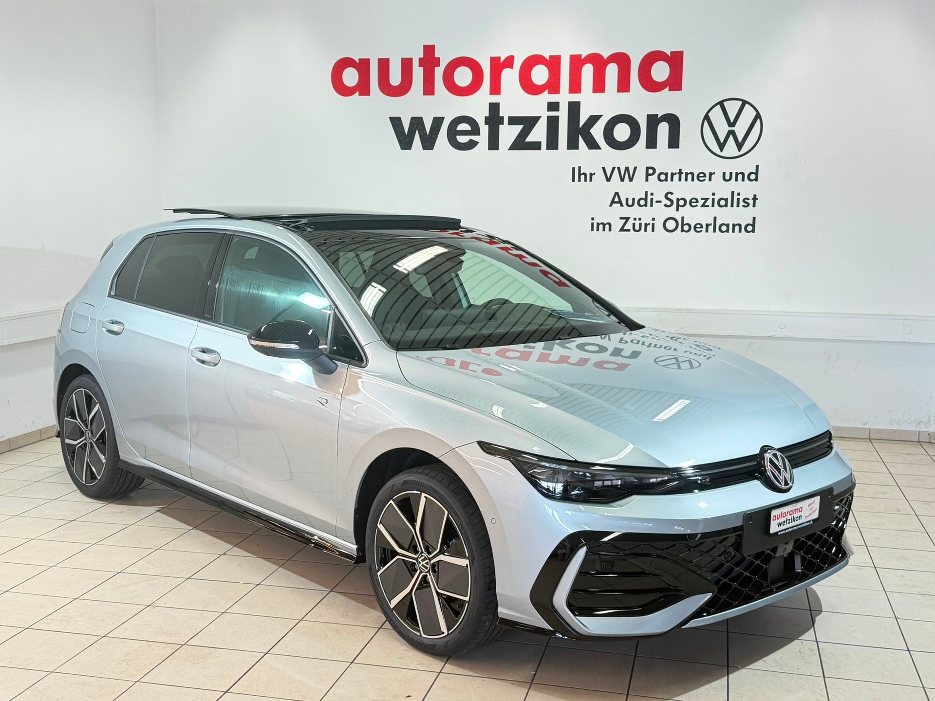 VW Golf 2.0 TSI R-Line DSG 4 Motion-image-0