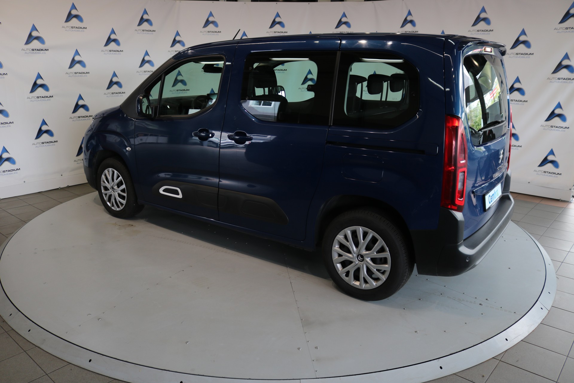 CITROEN Berlingo Feel Pack EAT8-image-19