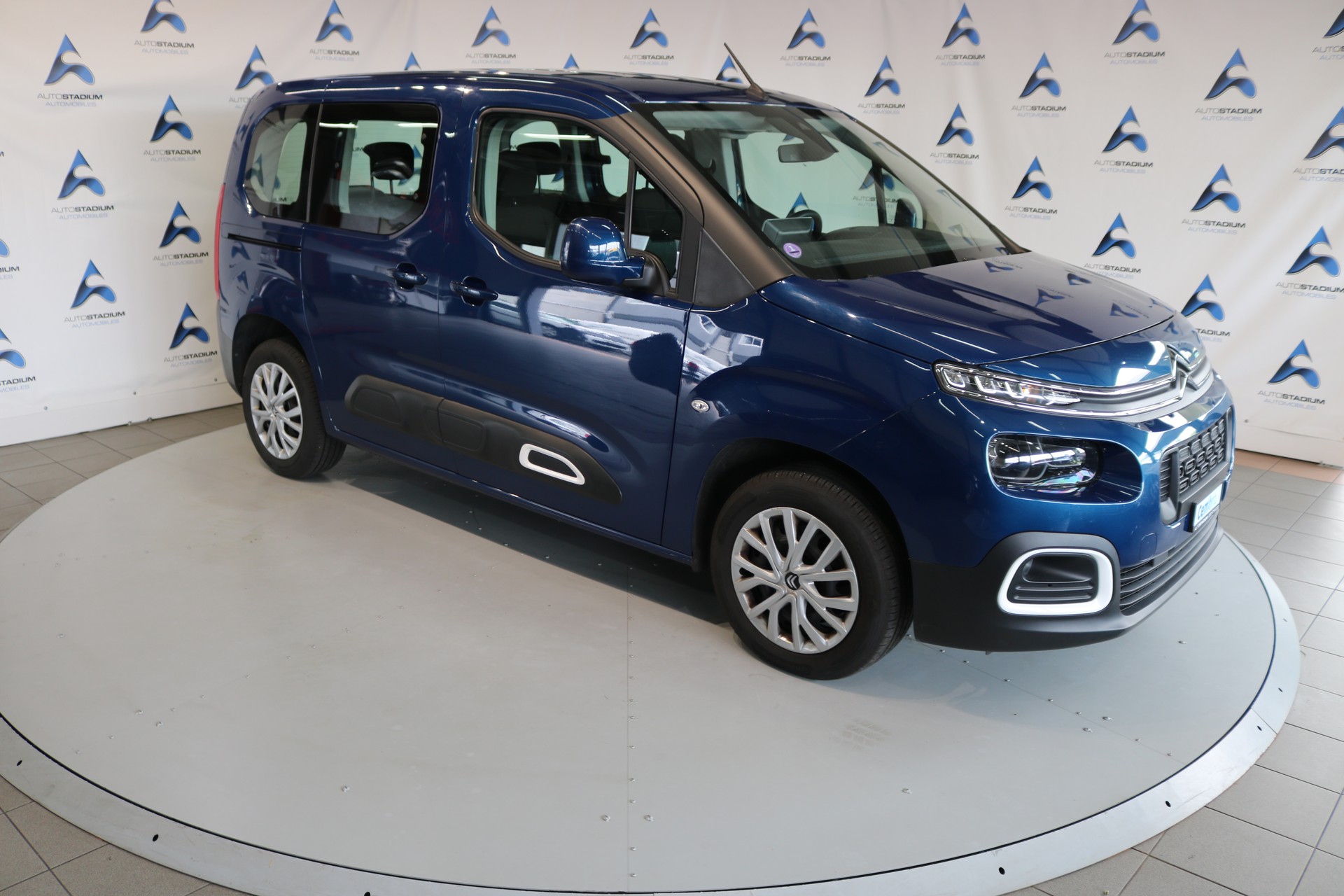 CITROEN Berlingo Feel Pack EAT8-image-30