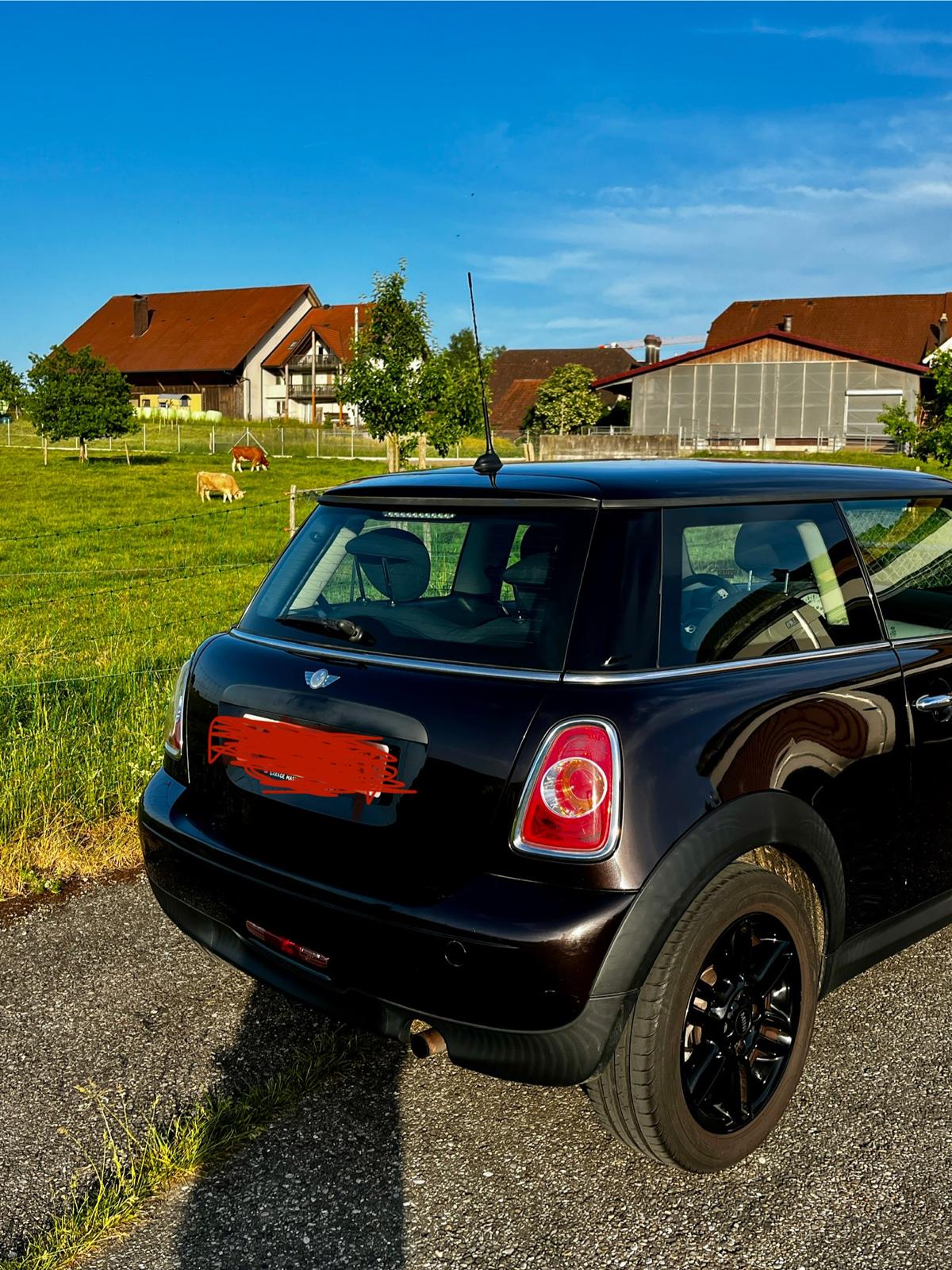 MINI 1.6i One-image-1