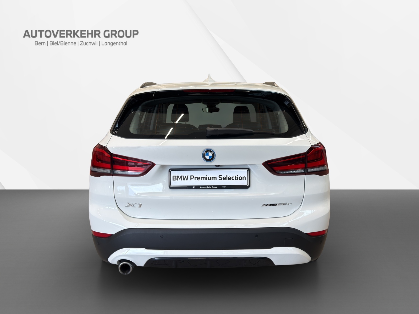BMW X1 xDrive 25e Sport Line-image-4