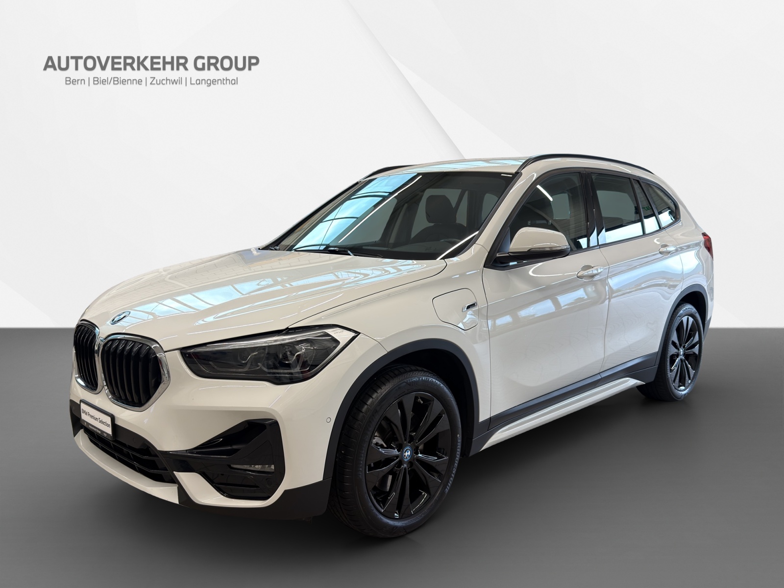 BMW X1 xDrive 25e Sport Line-image-0