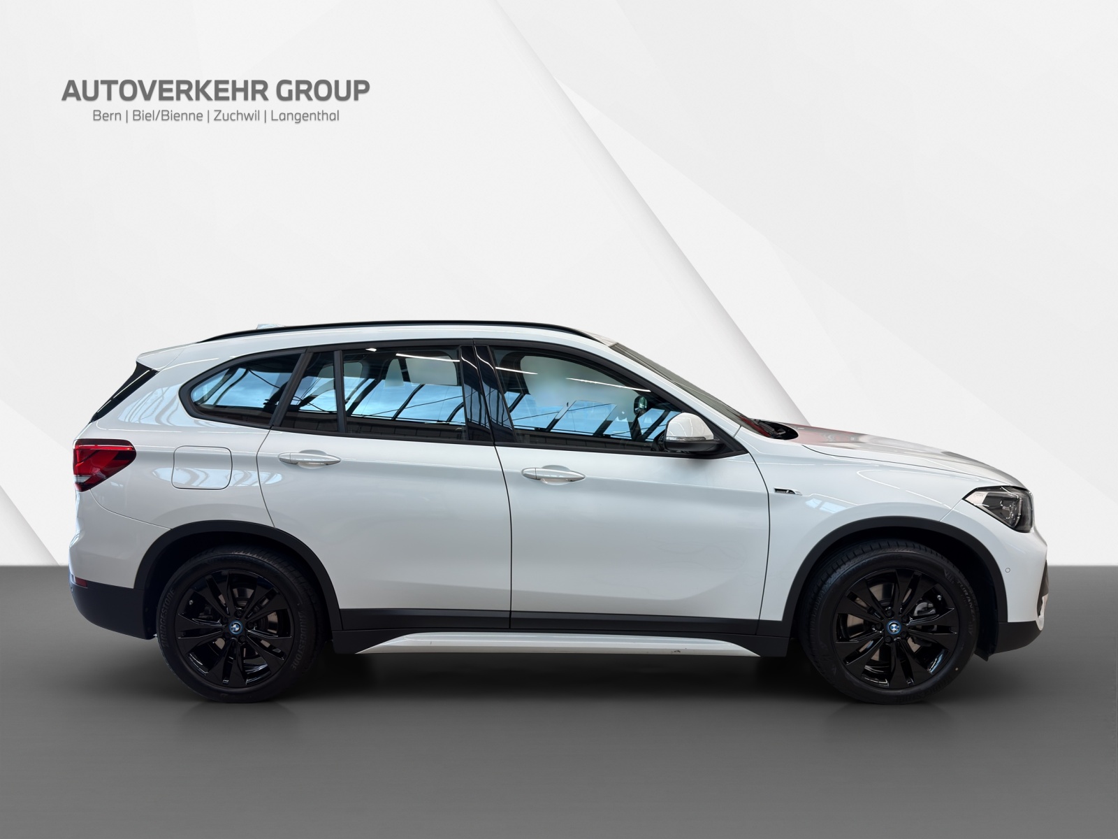 BMW X1 xDrive 25e Sport Line-image-6