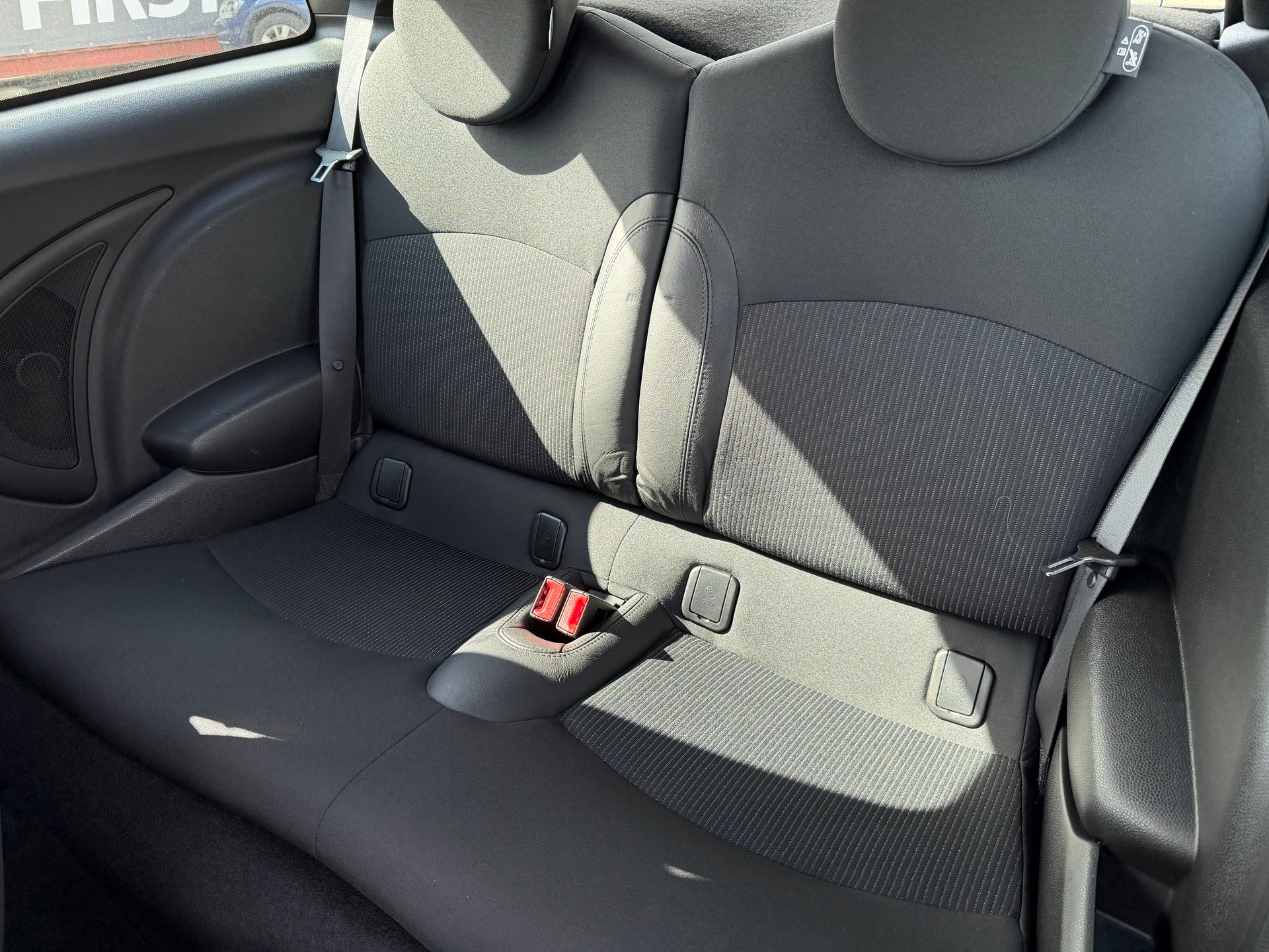 MINI Cooper SD-image-5