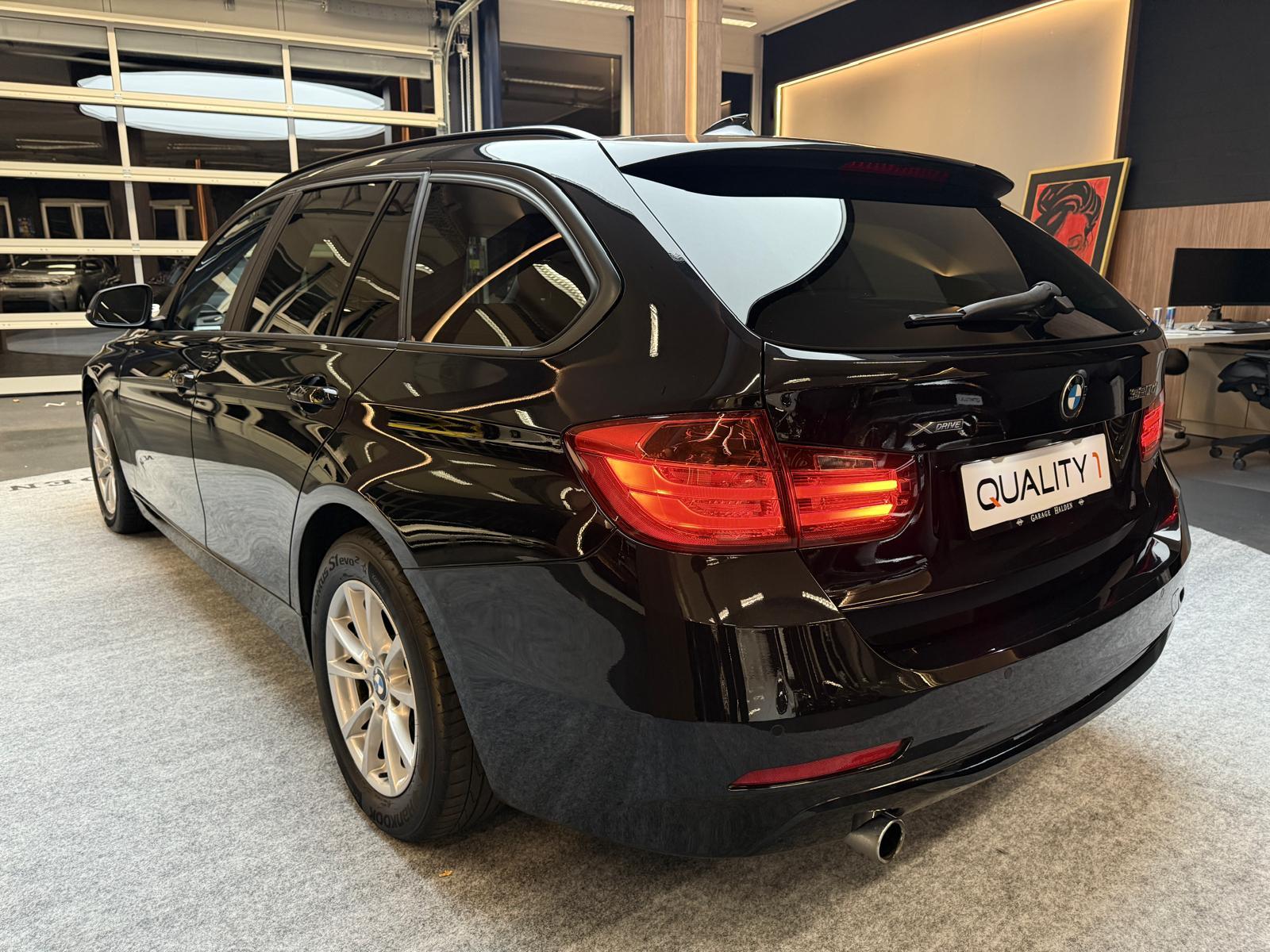 BMW 320d xDrive Touring-image-4