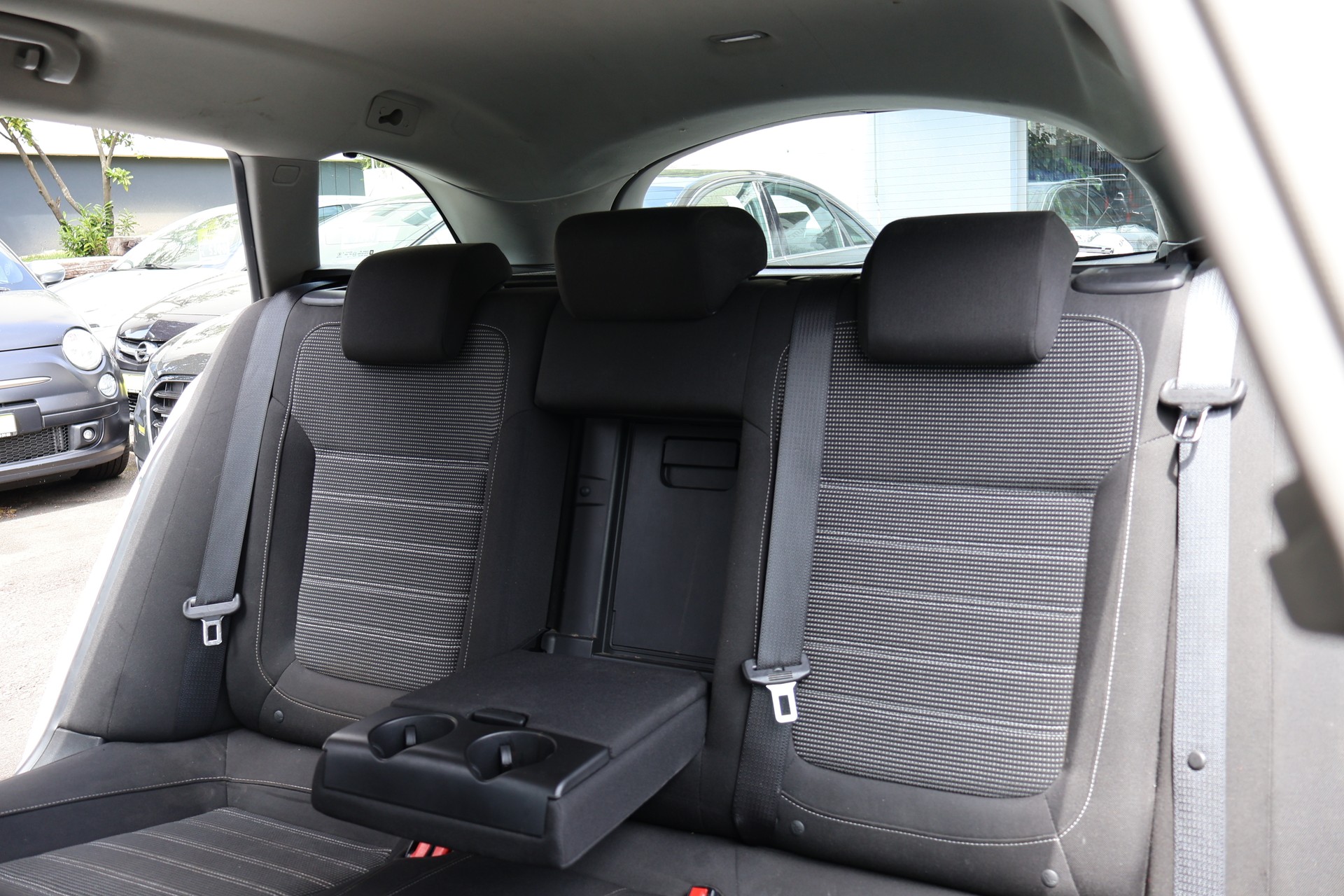 OPEL Insignia Sports Tourer 2.0 CDTI Edition Automatic-image-14