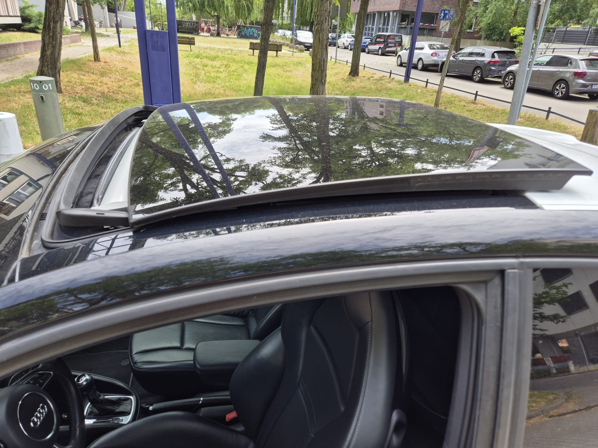 AUDI 1.4 TFSI Ambition S-Tronic-image-1