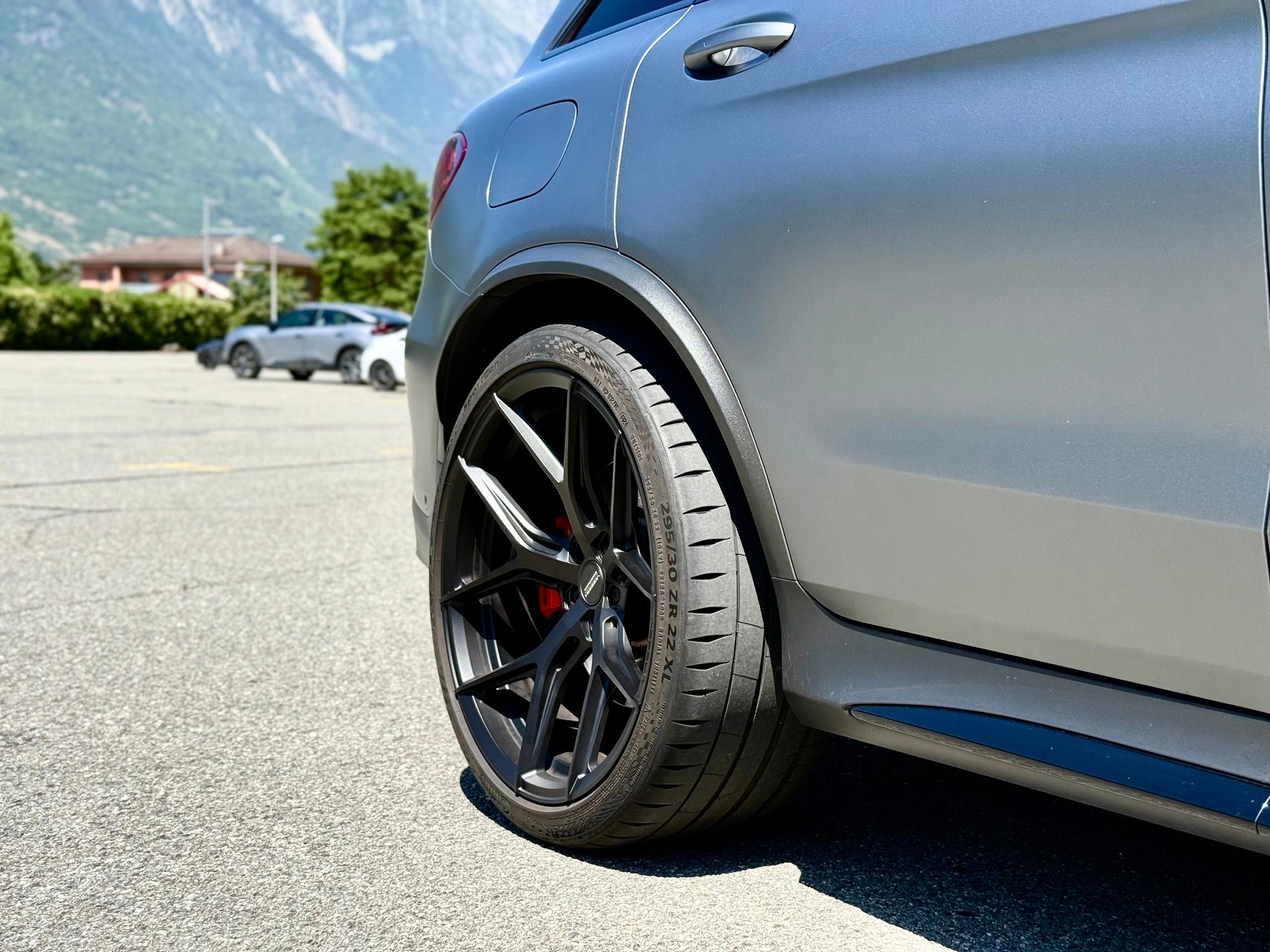 MERCEDES-BENZ GLC 63 S AMG 4Matic 9G-Tronic-image-8