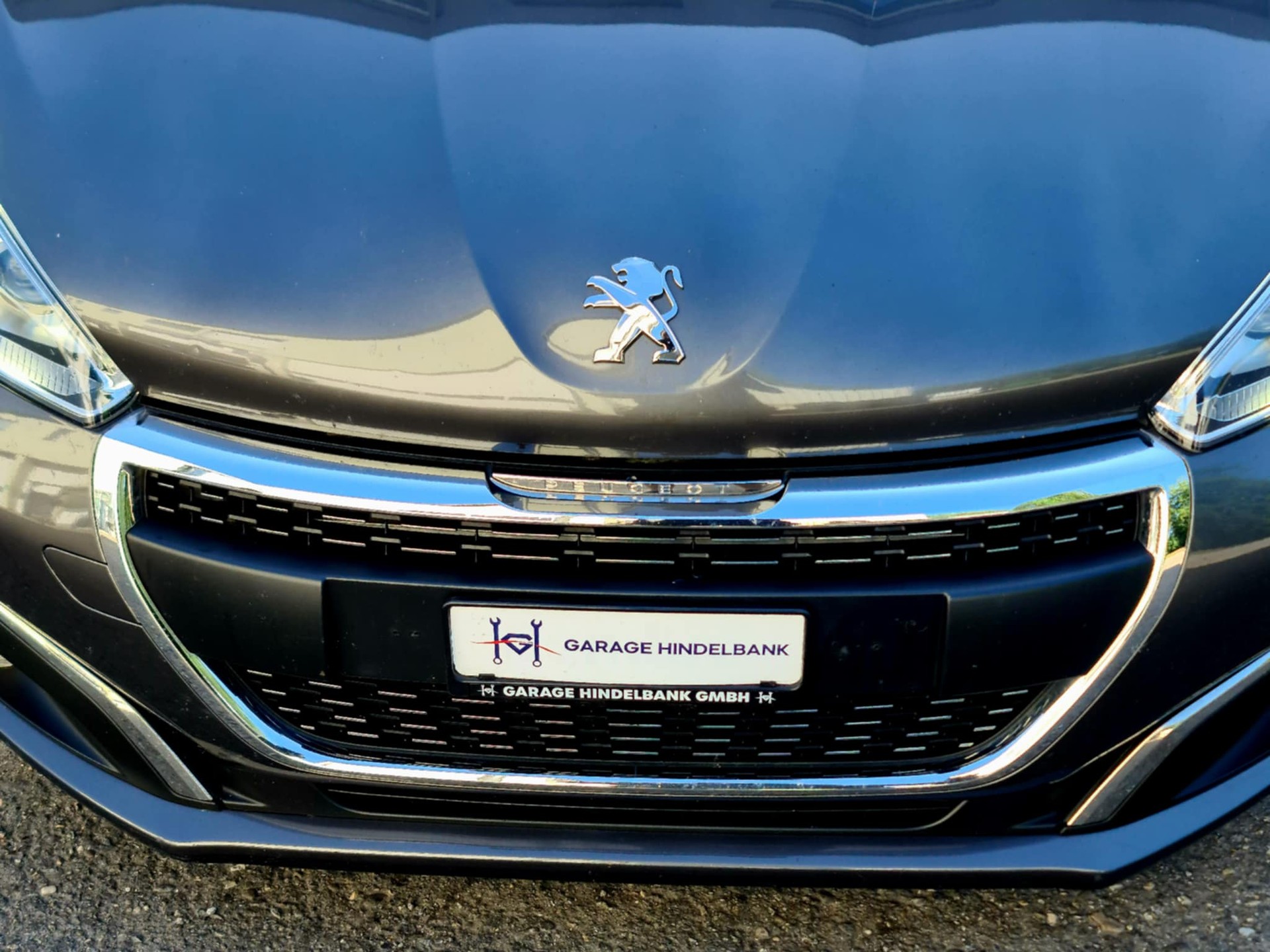 PEUGEOT 208 1.2 PureTech Style EAT6-image-3