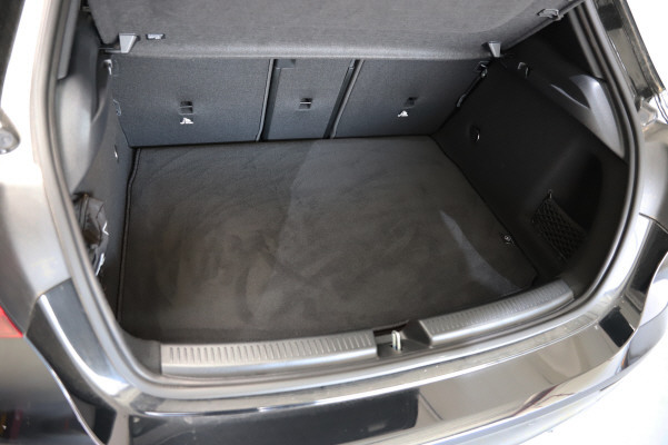 MERCEDES-BENZ A 250 4Matic 8G-DCT-image-11
