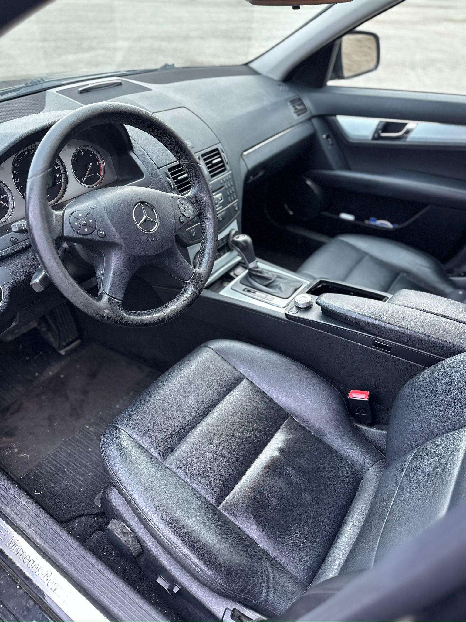 MERCEDES-BENZ C 220 CDI Avantgarde Automatic-image-8