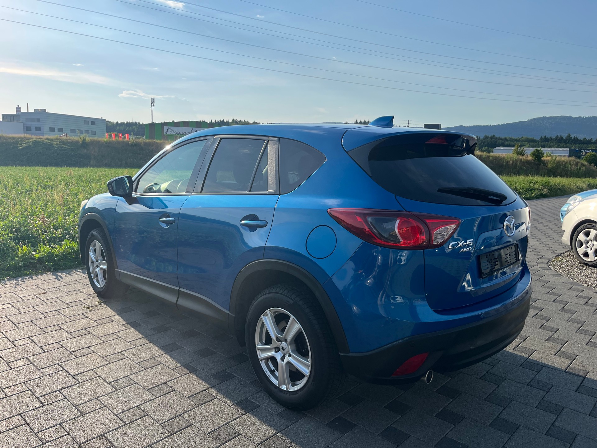 MAZDA CX-5 2.2 D Ambition AWD Automatic-image-6
