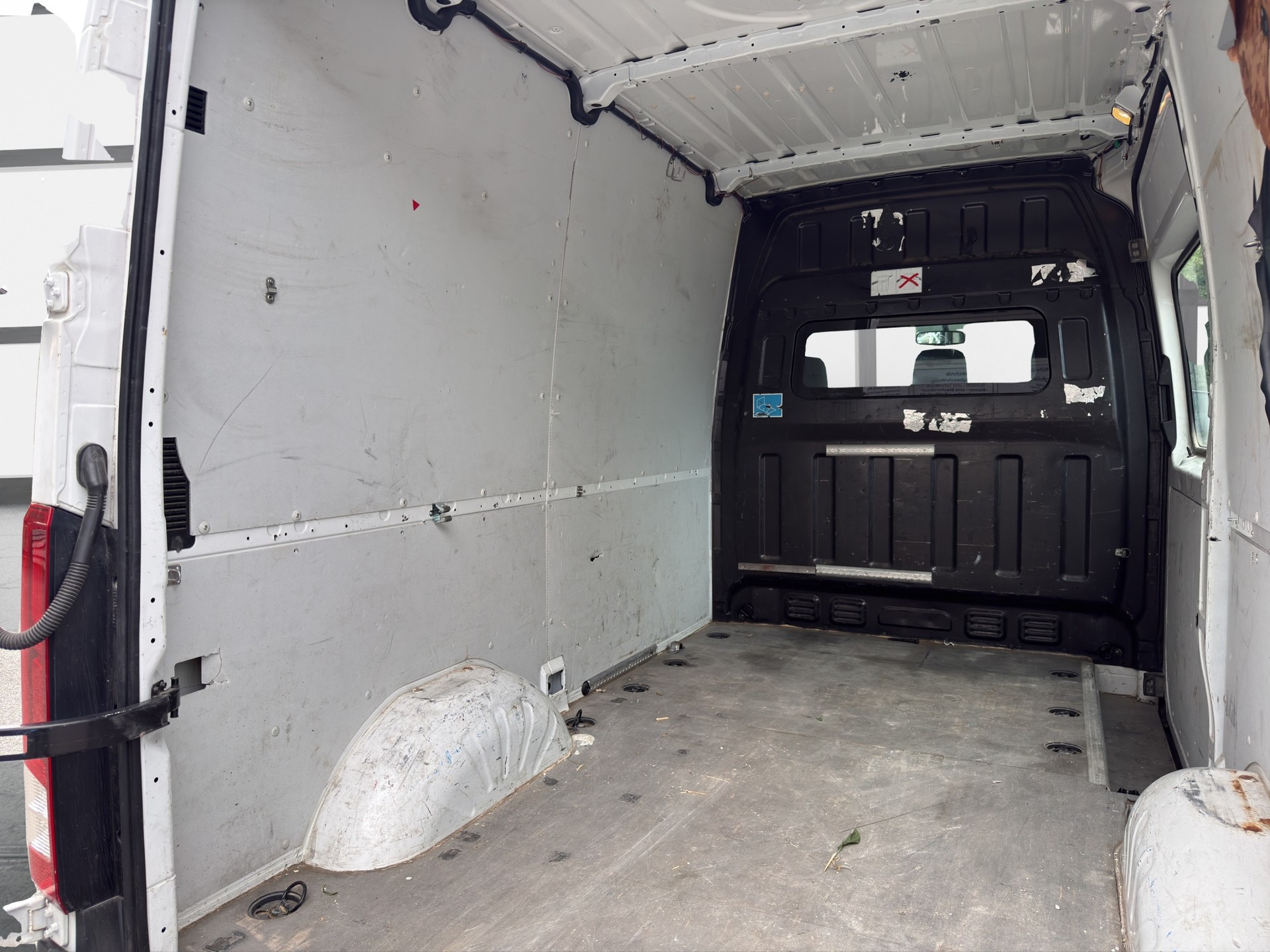 HYUNDAI H350 2.5 CRDi Amplia L1-image-9