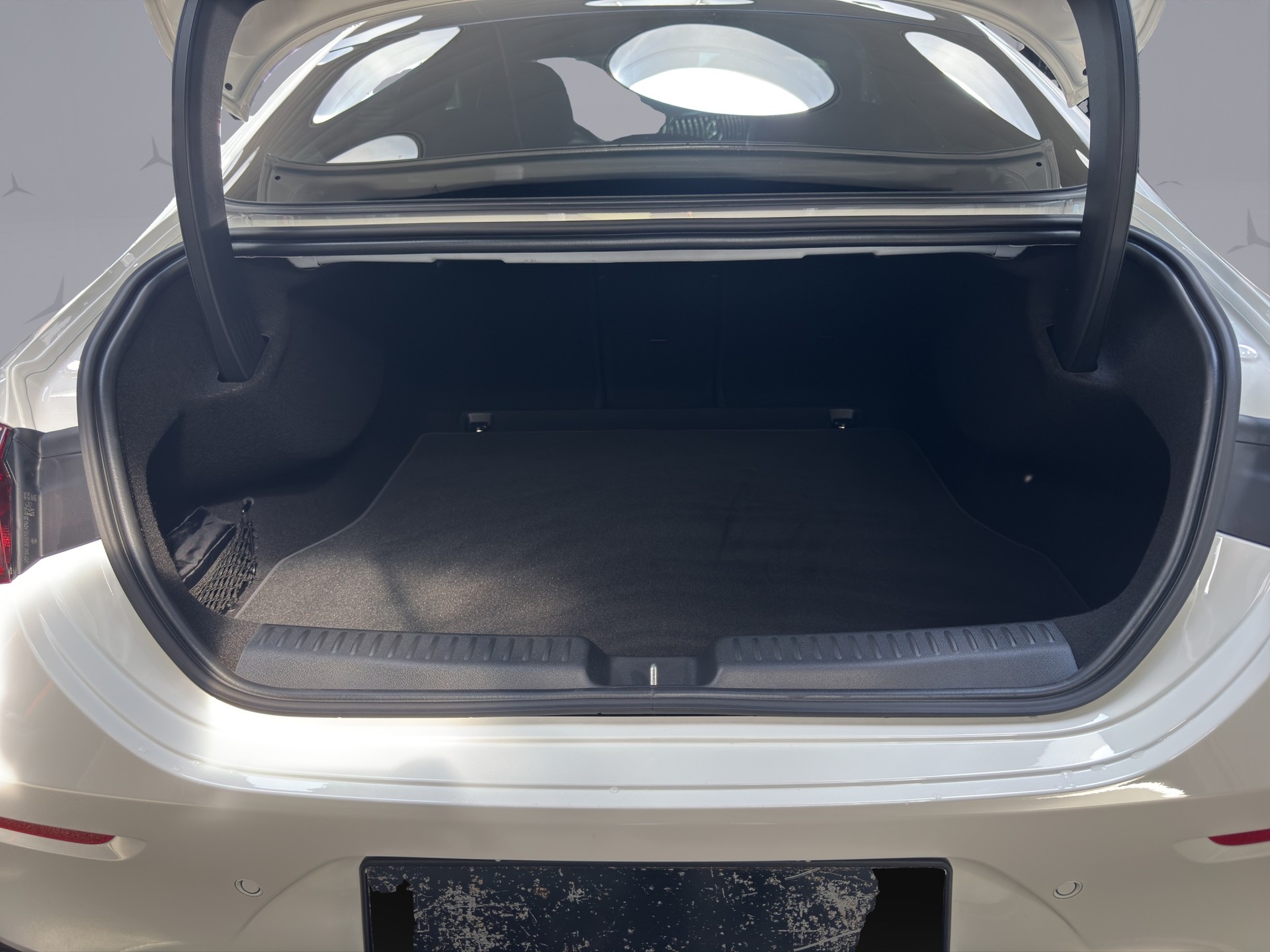 MERCEDES-BENZ CLA 350 Progressive 4matic-image-17