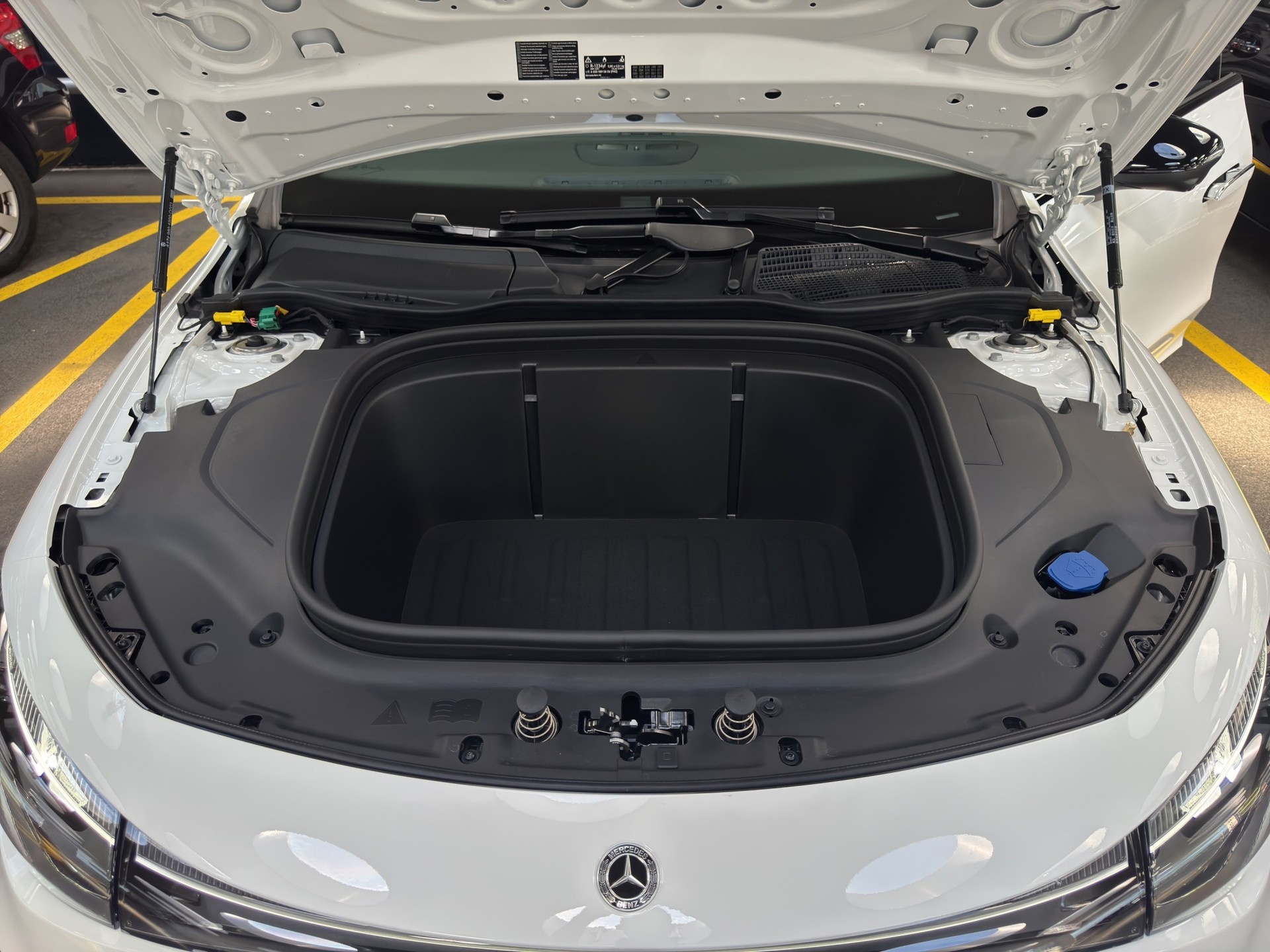 MERCEDES-BENZ CLA 350 Progressive 4matic-image-19