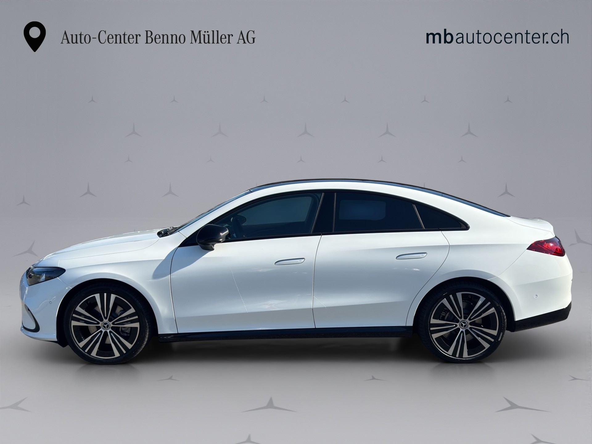MERCEDES-BENZ CLA 350 Progressive 4matic-showroom-element-1