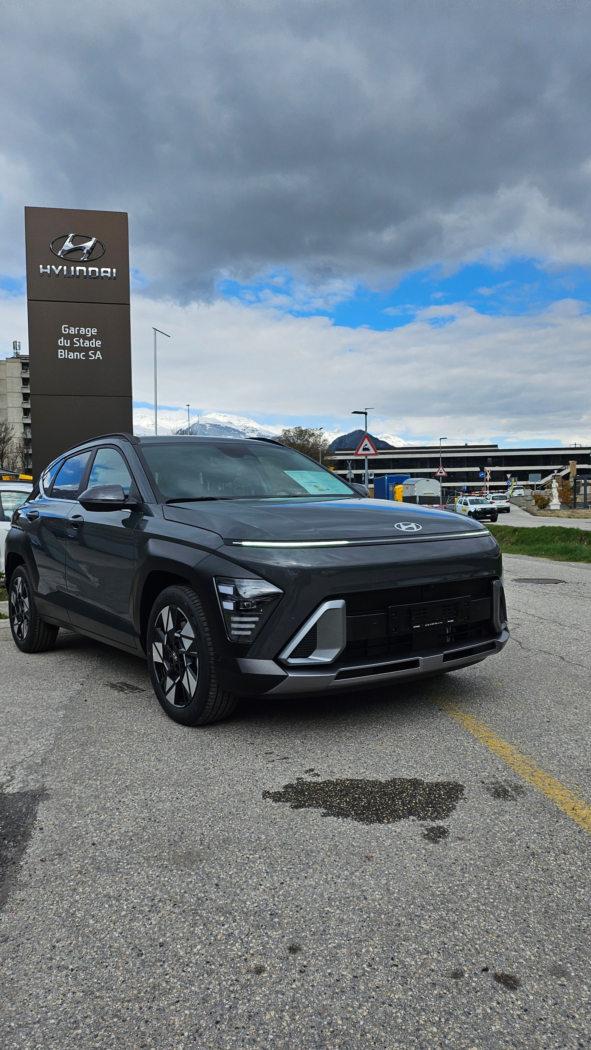 HYUNDAI Kona 1.6 T-GDi Amplia 4WD DCT-image-0