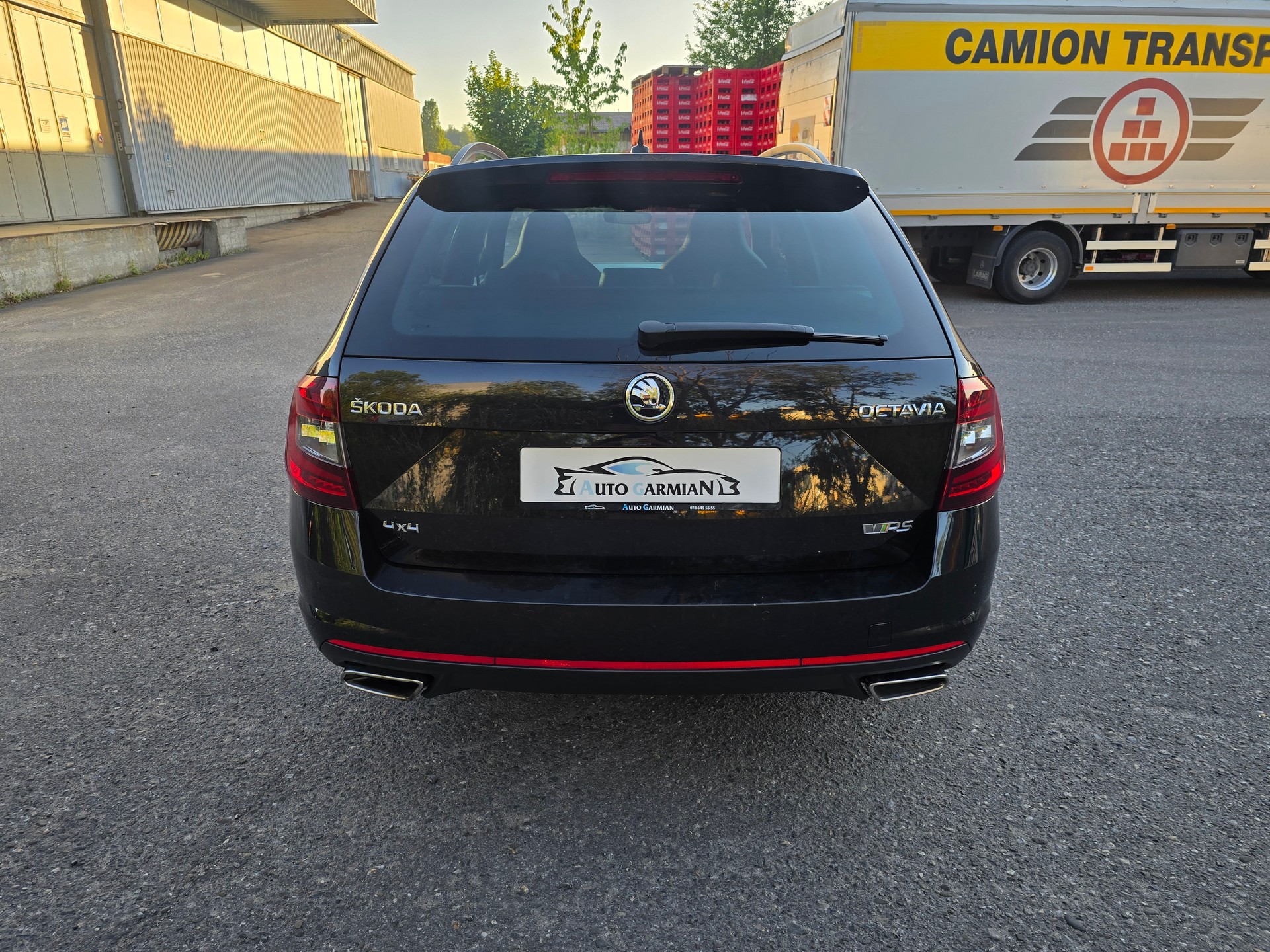 SKODA Octavia Combi 2.0 TDI RS 4x4 DSG-image-3