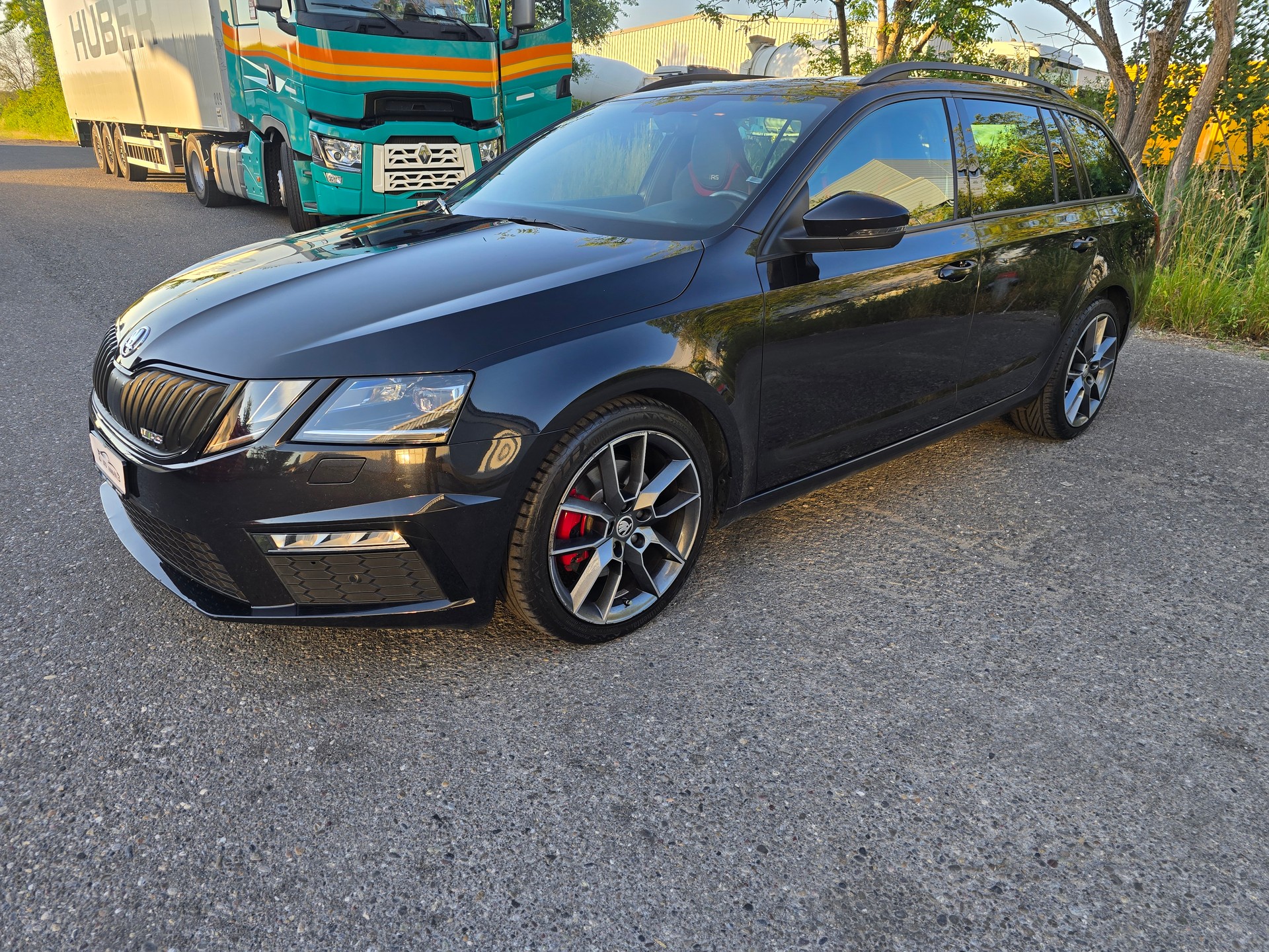 SKODA Octavia Combi 2.0 TDI RS 4x4 DSG-image-2