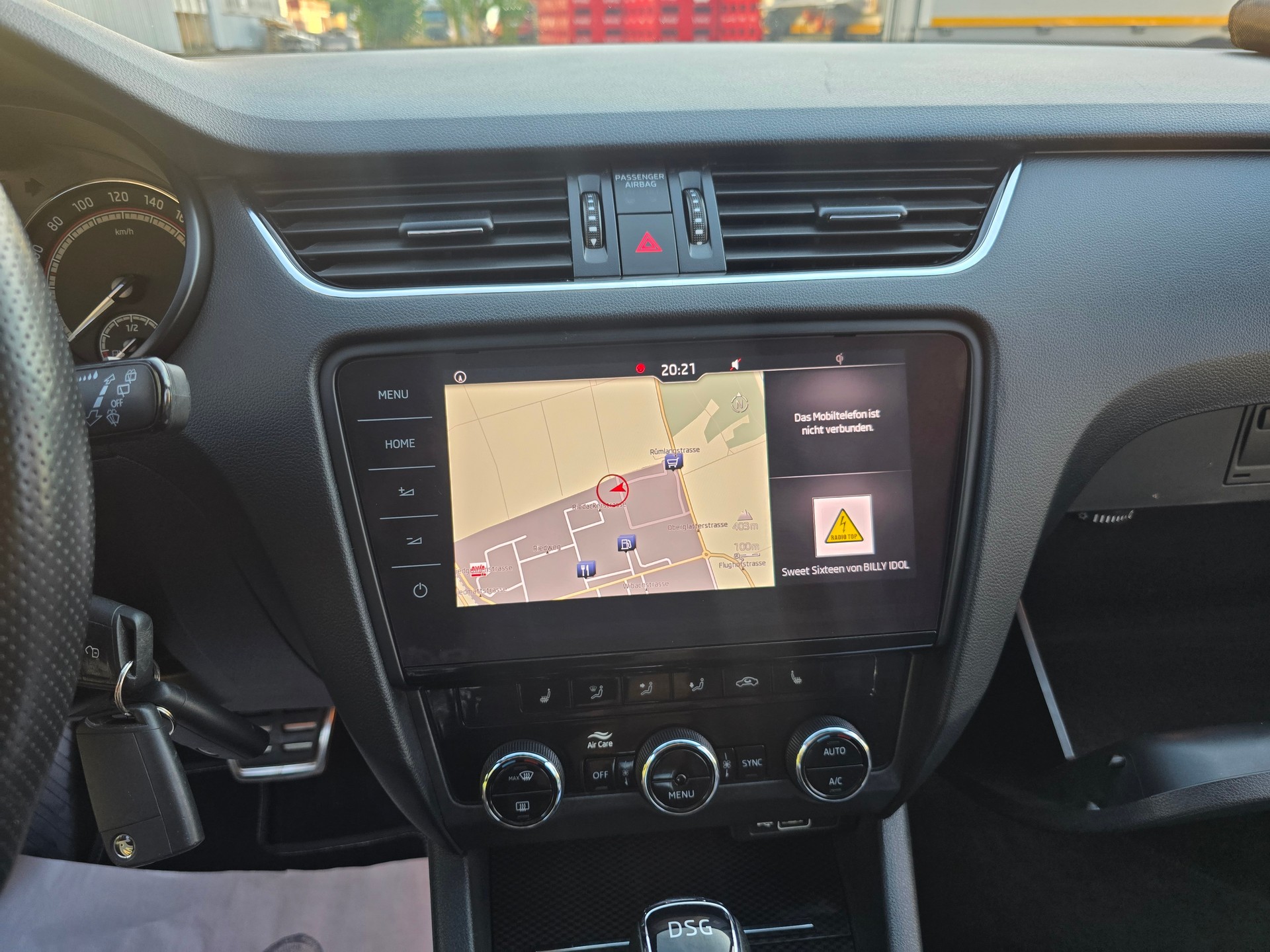 SKODA Octavia Combi 2.0 TDI RS 4x4 DSG-image-22