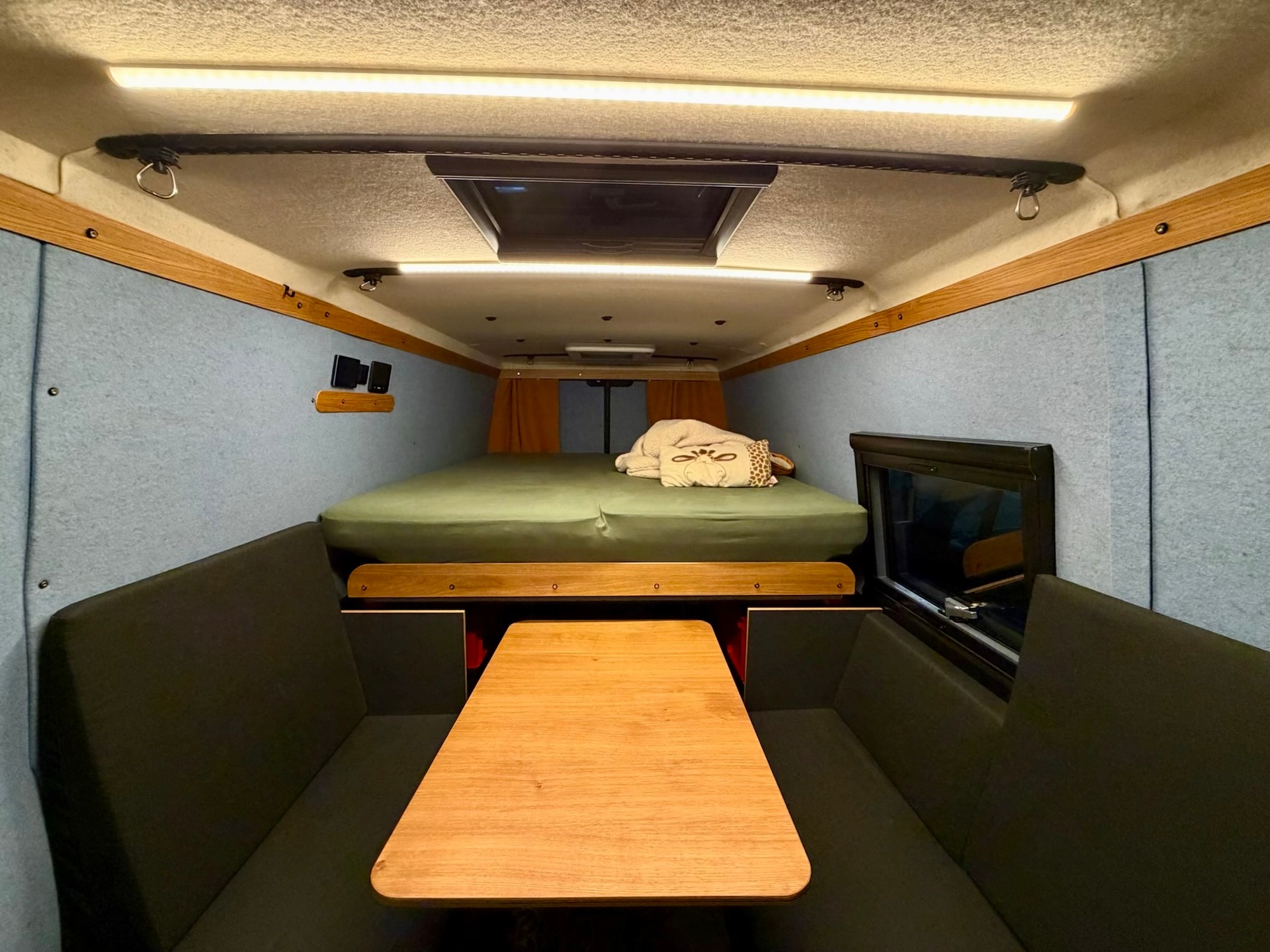 MERCEDES-BENZ 419 CDI 4x4-image-6