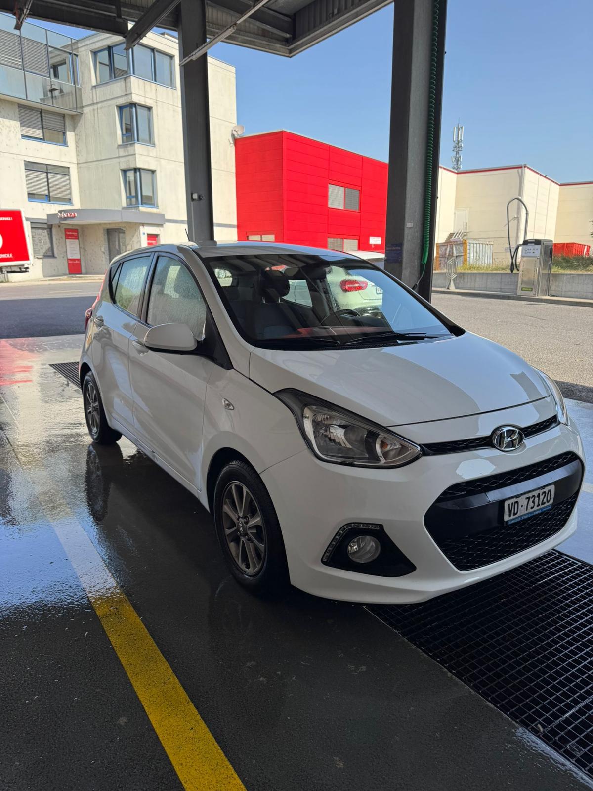 HYUNDAI i10 1.0 Pica-image-0