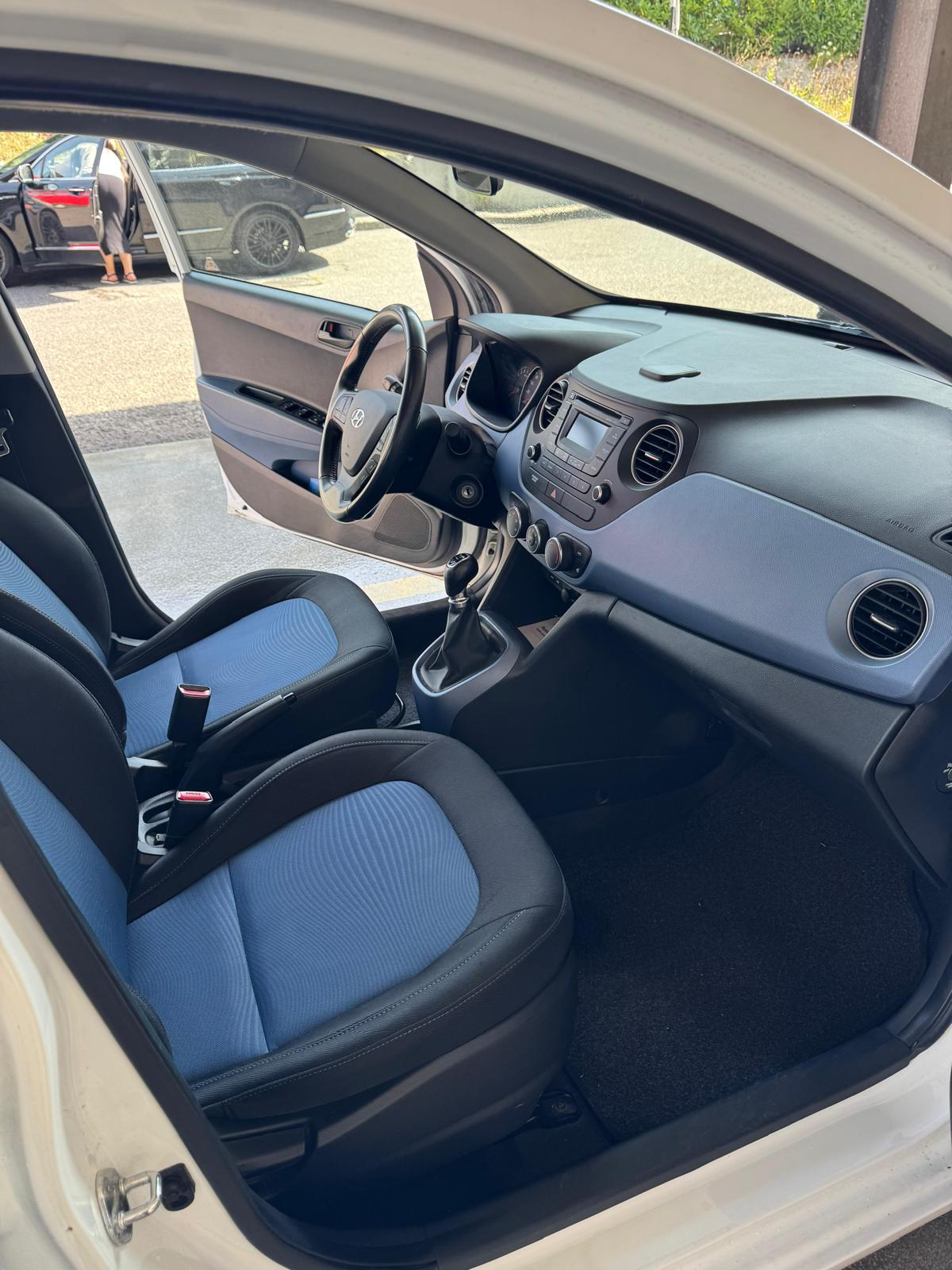 HYUNDAI i10 1.0 Pica-image-5