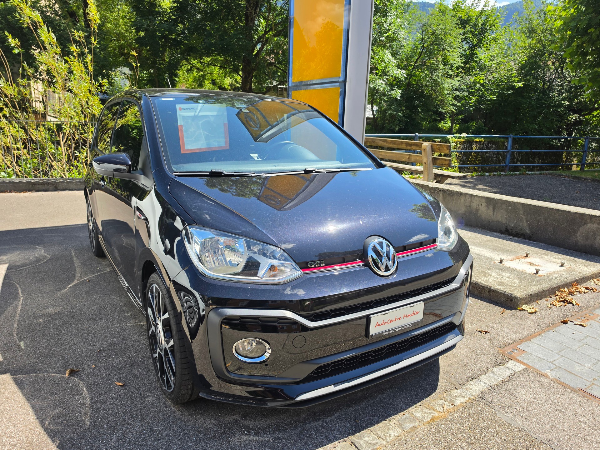 VW Up 1.0 TSI GTI-image-1
