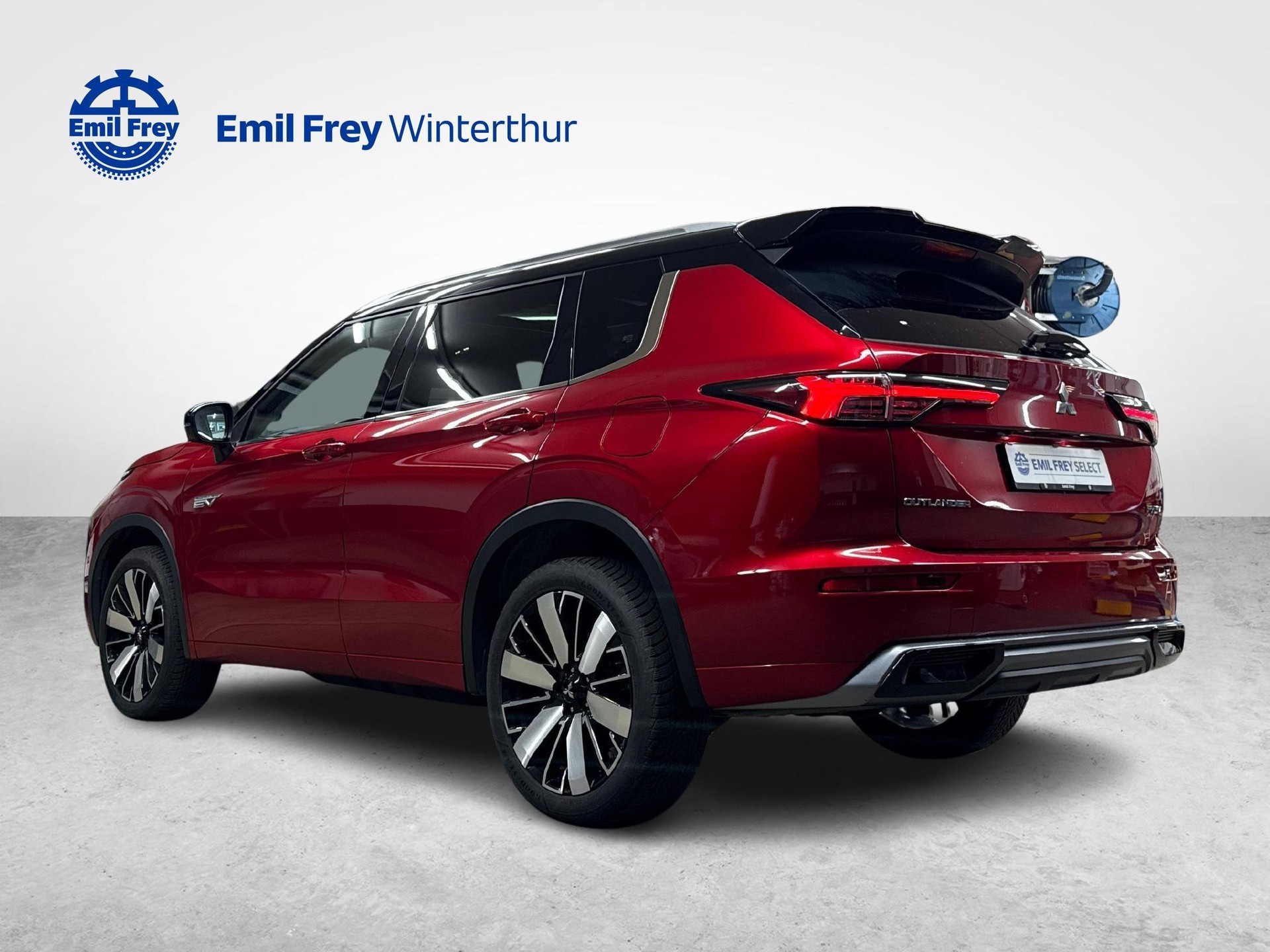 MITSUBISHI Outlander 2.4 PHEV Instyle 4x4-image-2