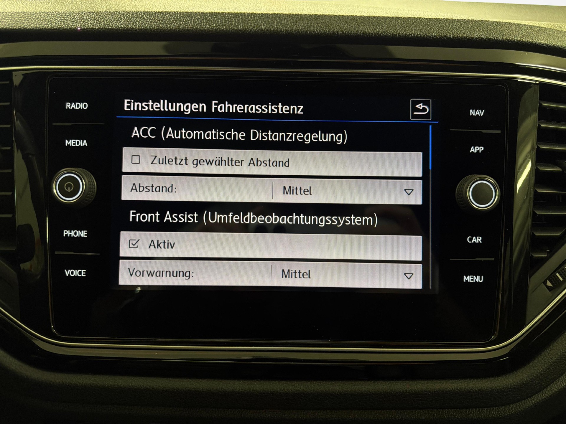 VW T-Roc 2.0 TSI R DSG 4motion-image-14