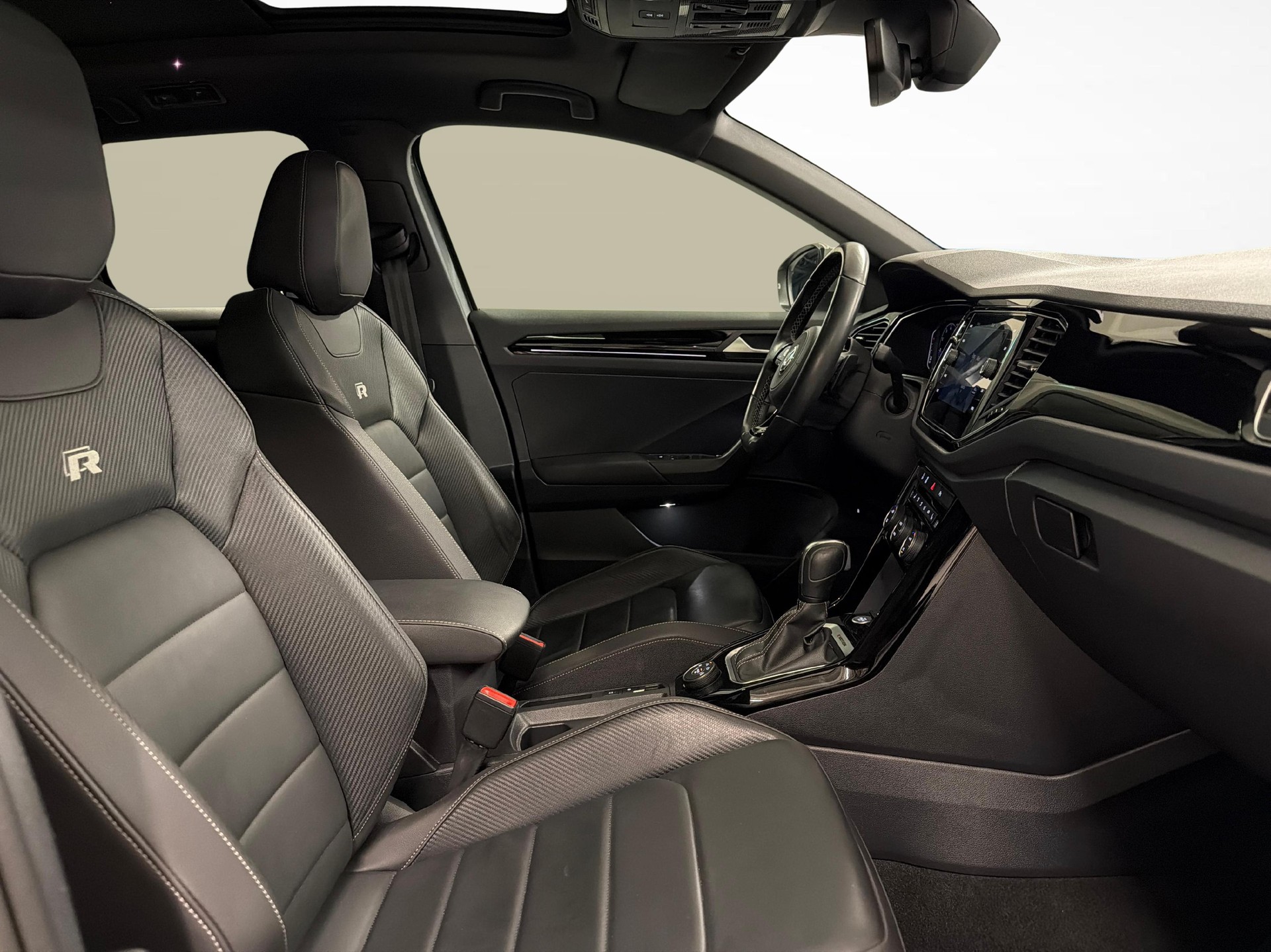 VW T-Roc 2.0 TSI R DSG 4motion-image-11
