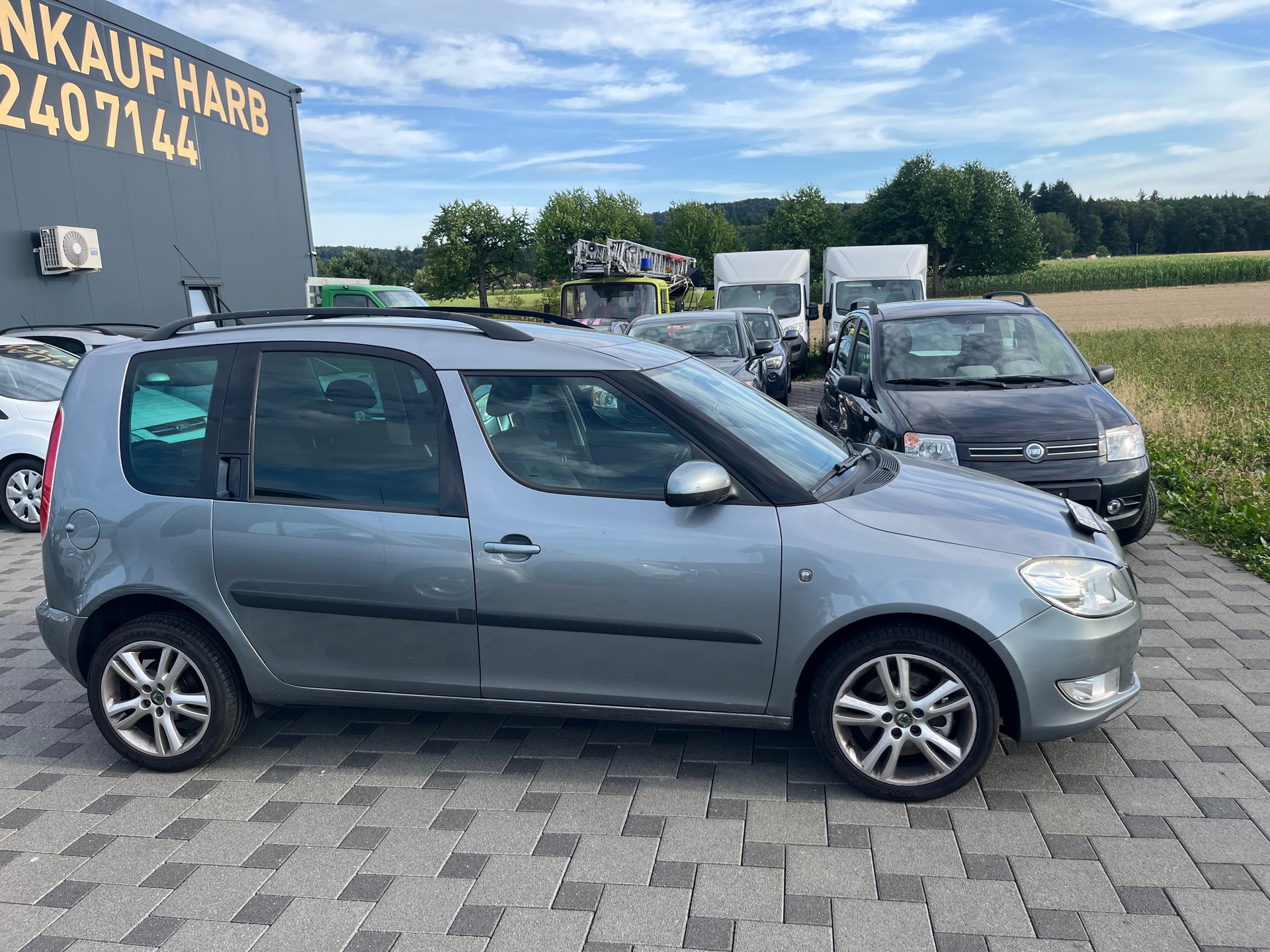SKODA Roomster 1.2 TSI Style-image-1
