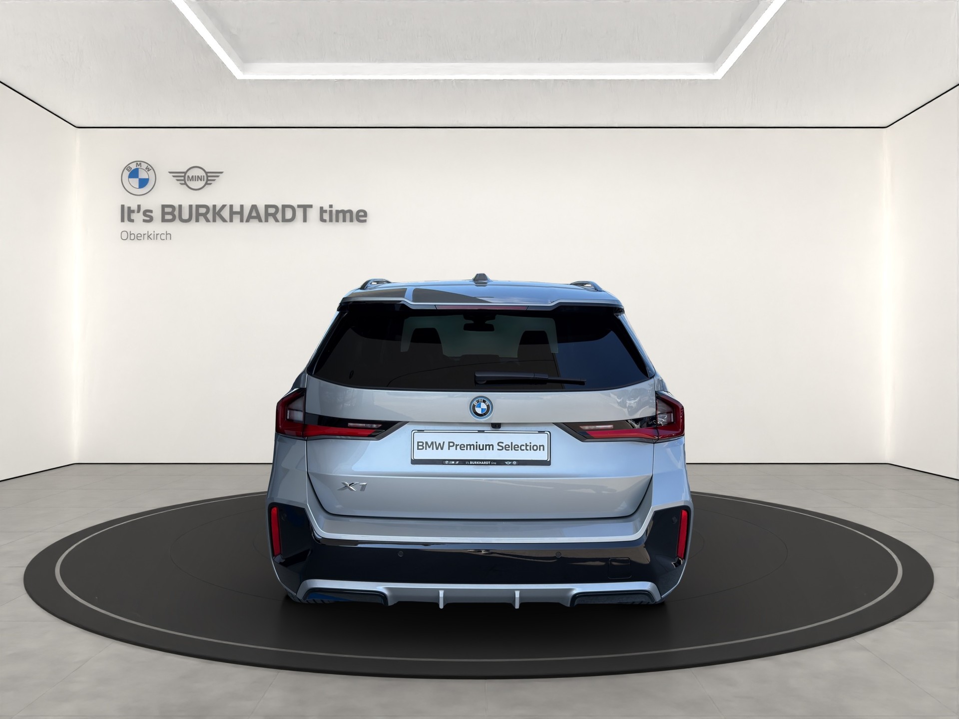 BMW X1 xDrive 30e M Sport-showroom-element-3