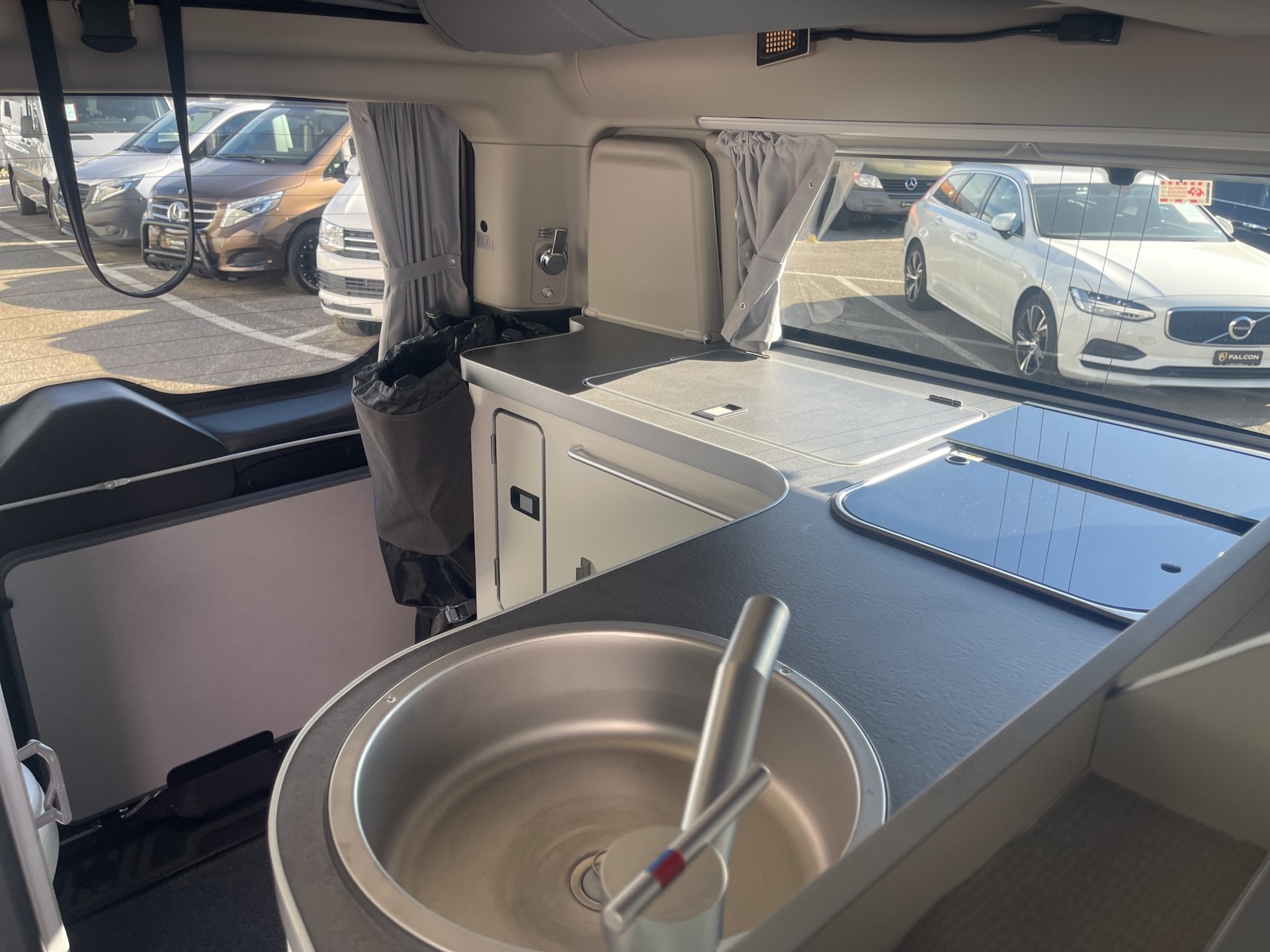 FORD Transit Custom Plus 340 L2H1 Camper NUGGET-image-19