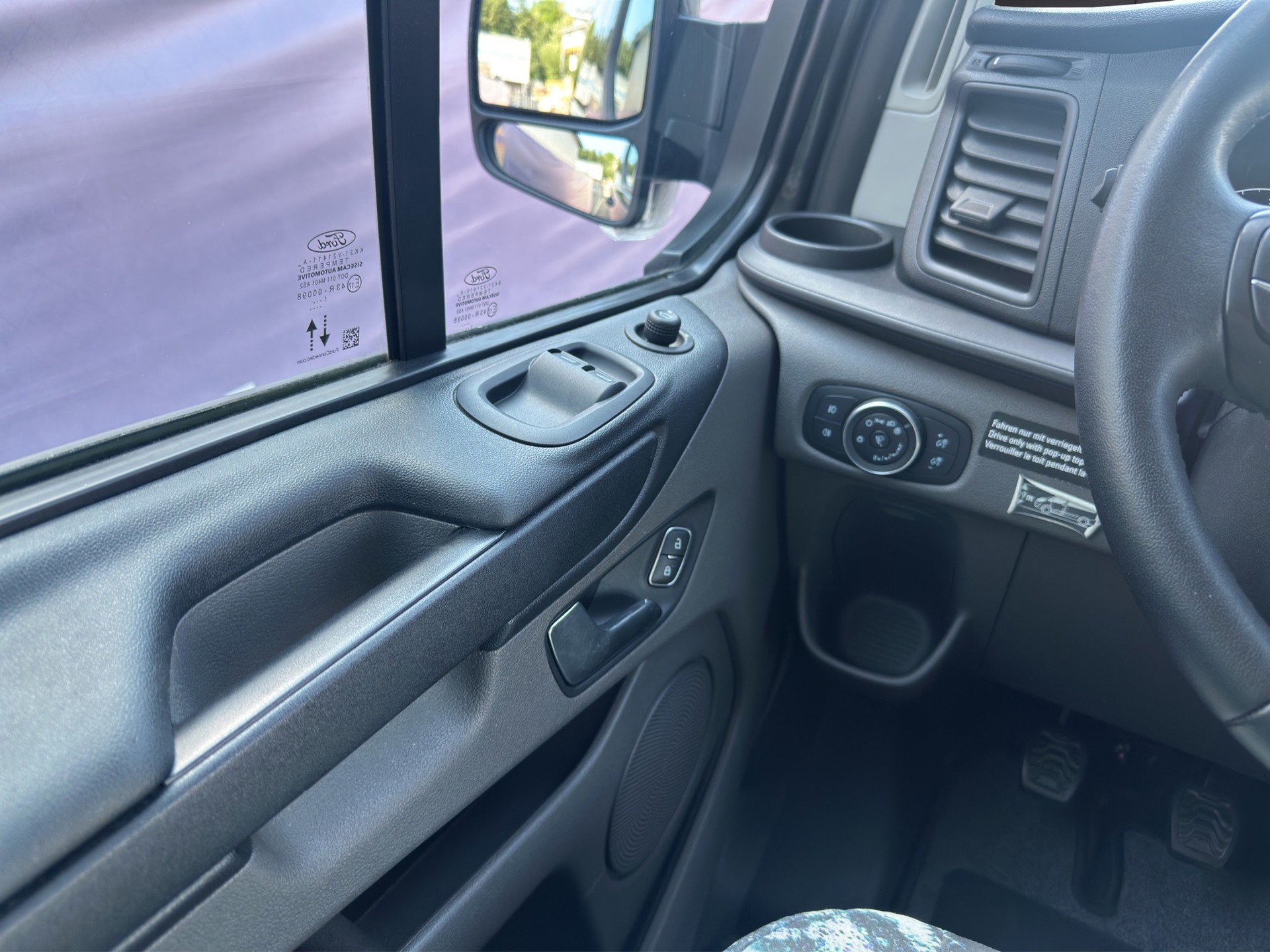 FORD Transit Custom Plus 340 L2H1 Camper NUGGET-image-11