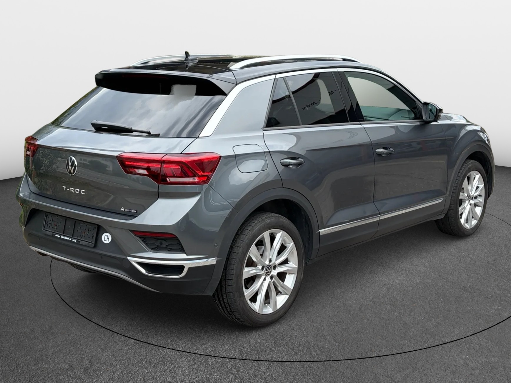 VW T-Roc 2.0 TSI Sport DSG 4Motion-image-2