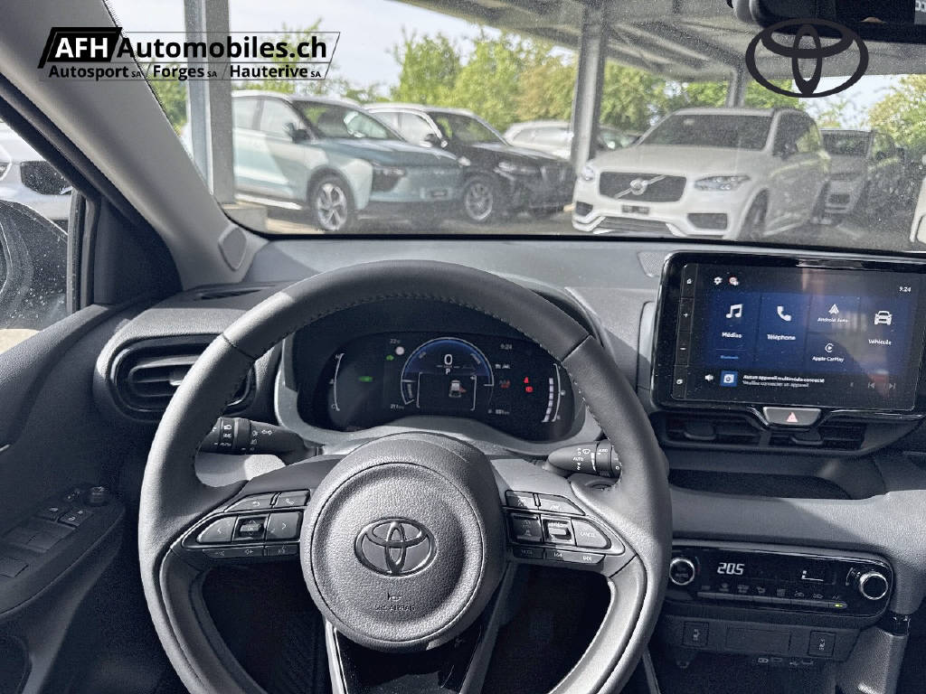 TOYOTA Yaris 1.5 VVT-i HSD Trend-image-14