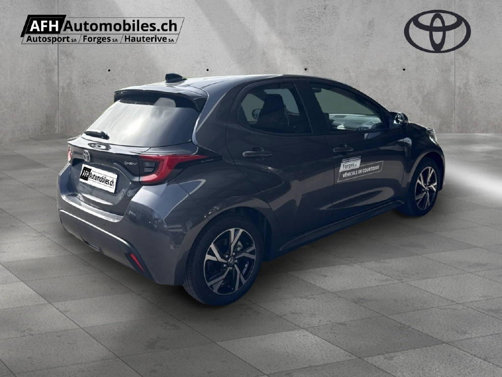 TOYOTA Yaris 1.5 VVT-i HSD Trend-image-5