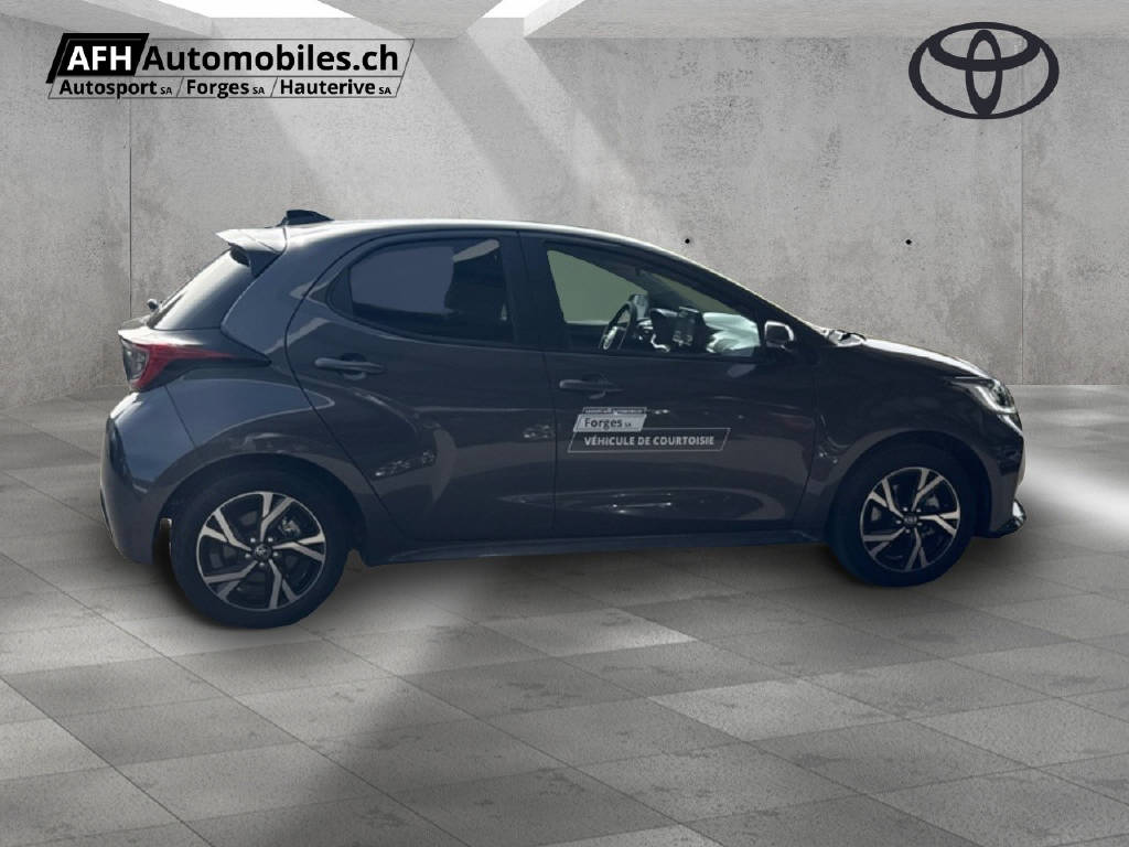 TOYOTA Yaris 1.5 VVT-i HSD Trend-image-4