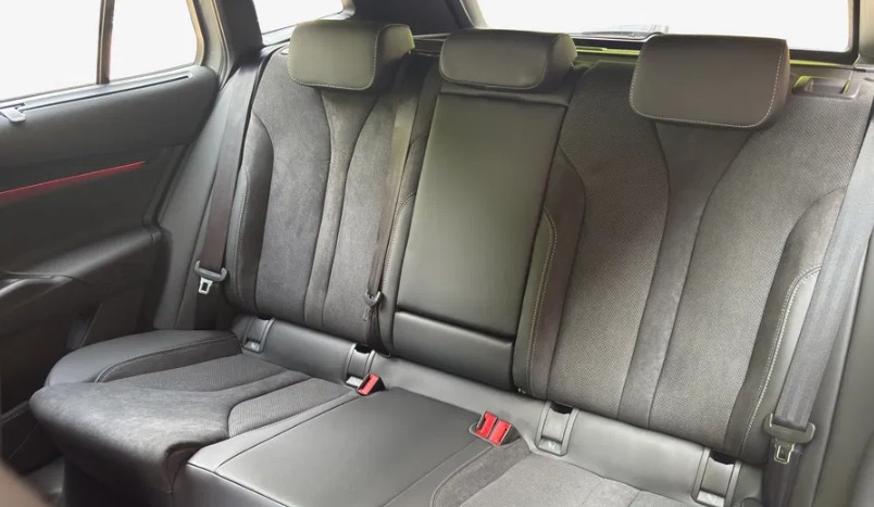 SKODA Enyaq 85x Sportline 4x4-image-7