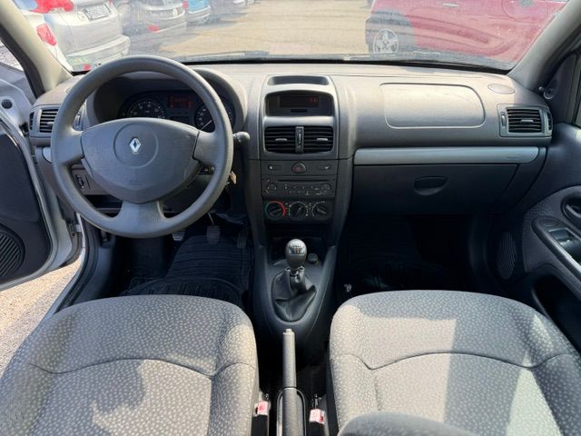 RENAULT Clio 1.2 16V Expression Confort-image-11