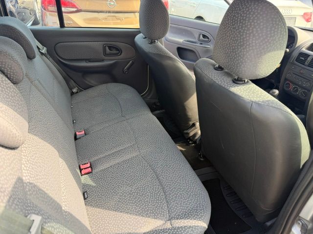 RENAULT Clio 1.2 16V Expression Confort-image-9