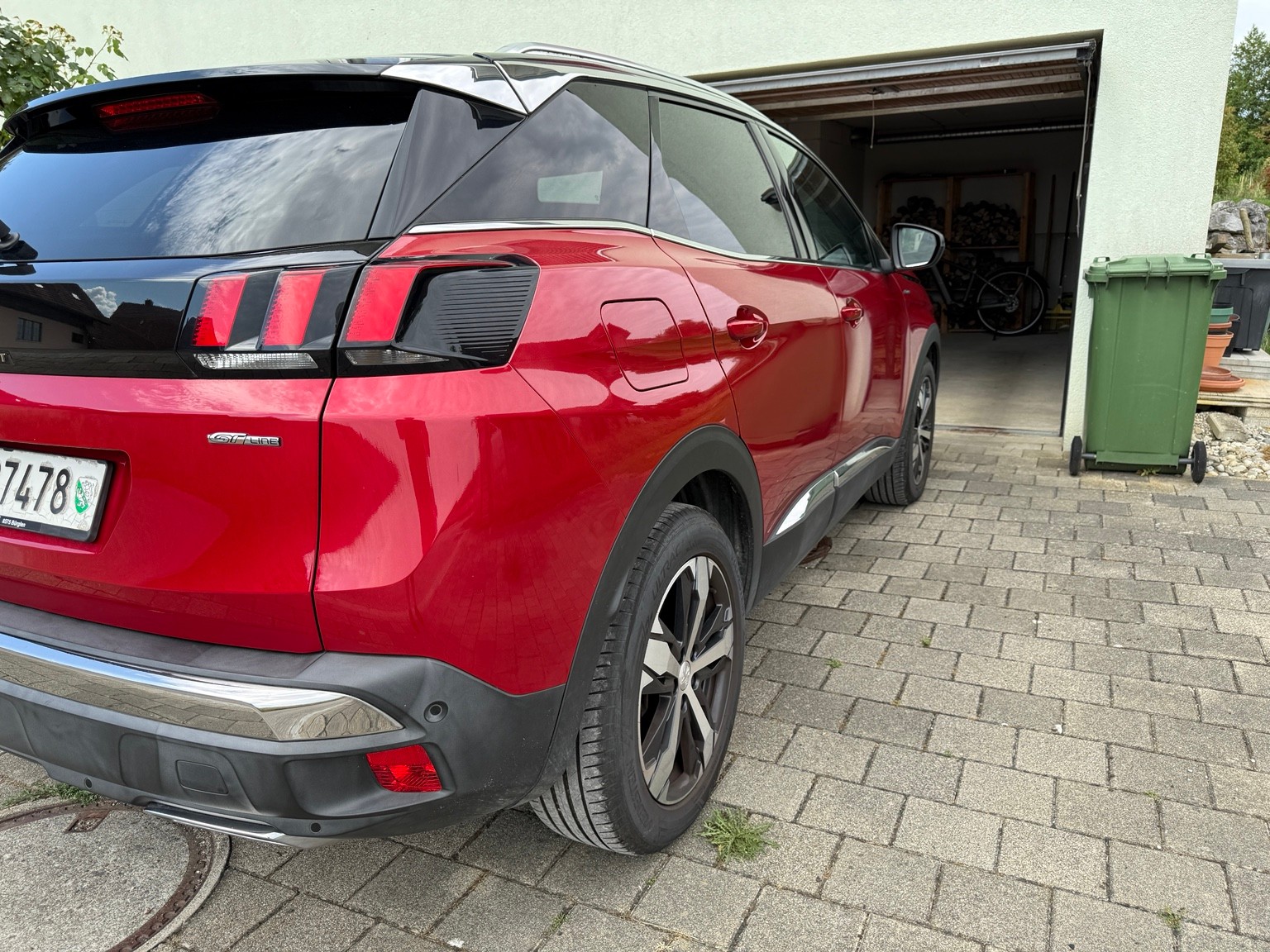 PEUGEOT 1.6 THP GT Line-image-1