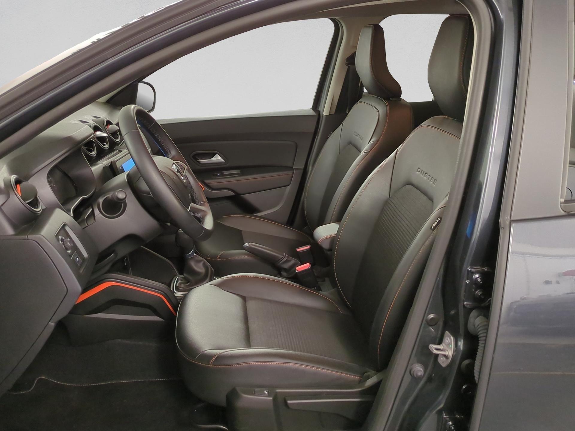 DACIA Duster TCe 150 Extreme EDC 4x2-image-8