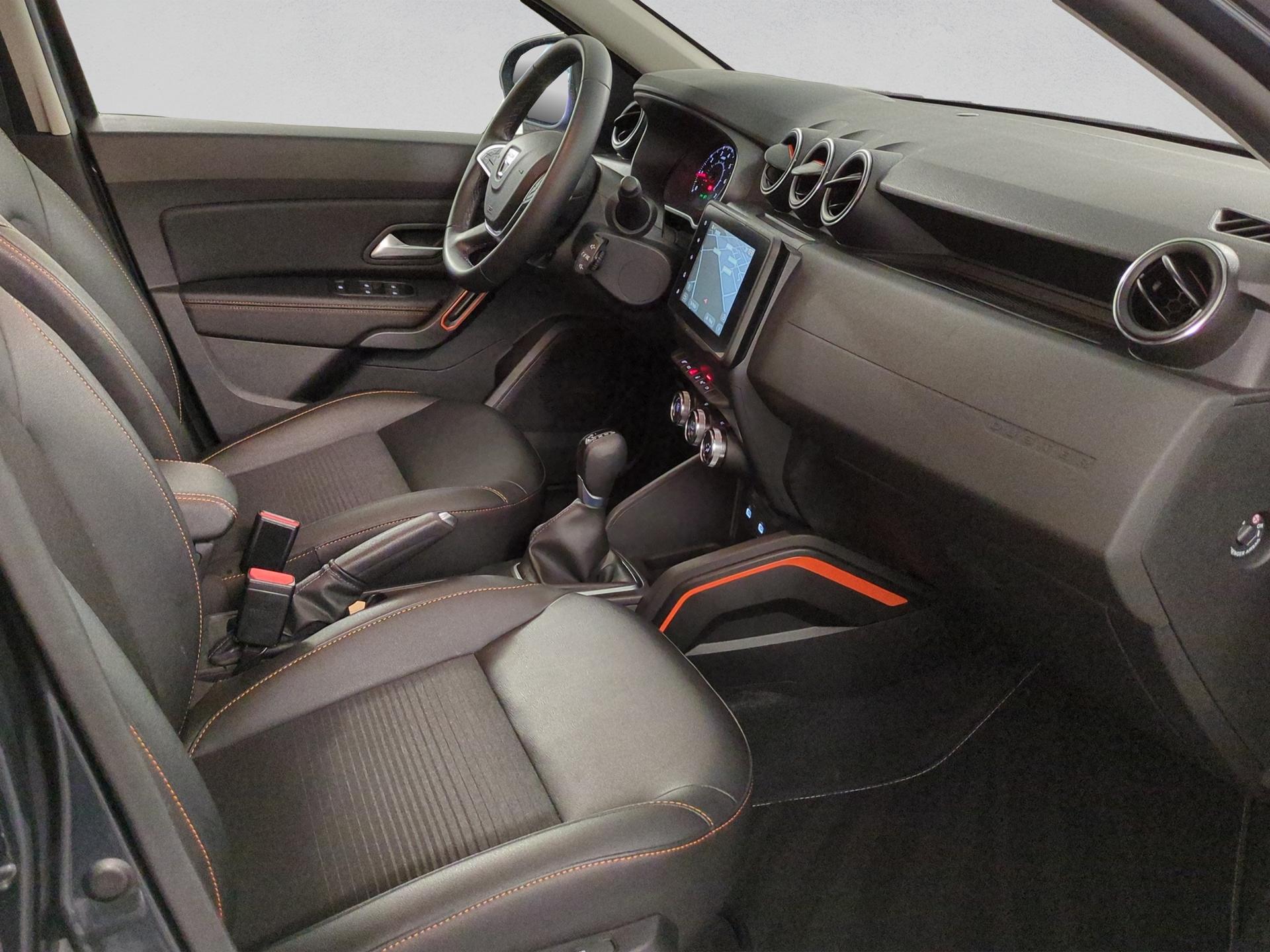 DACIA Duster TCe 150 Extreme EDC 4x2-image-16