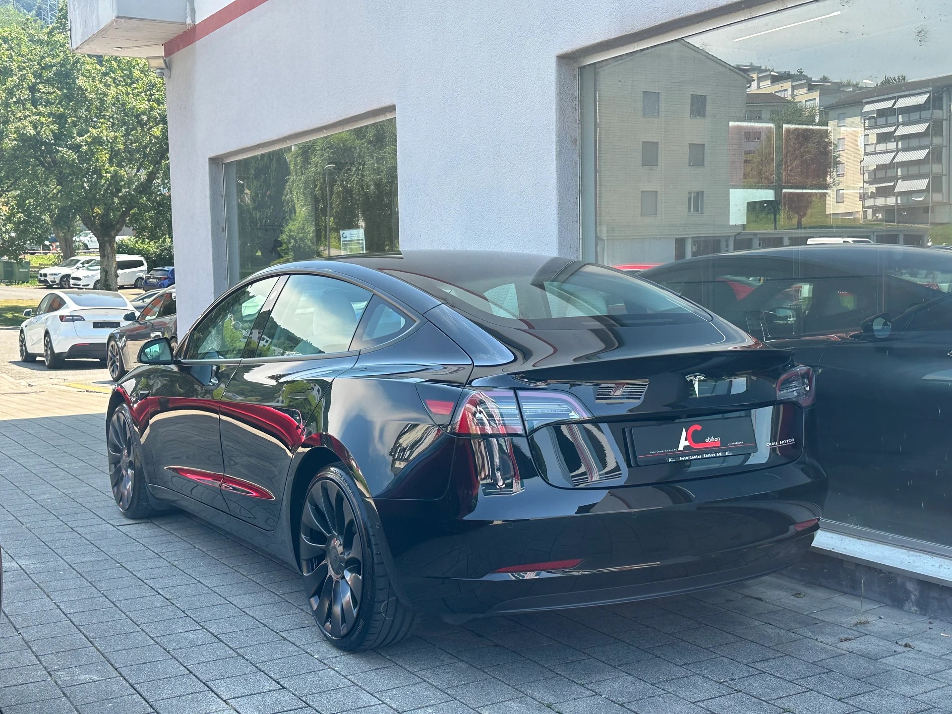 TESLA Model 3 Performance Dual Motor AWD* FSD inkl.*-image-1