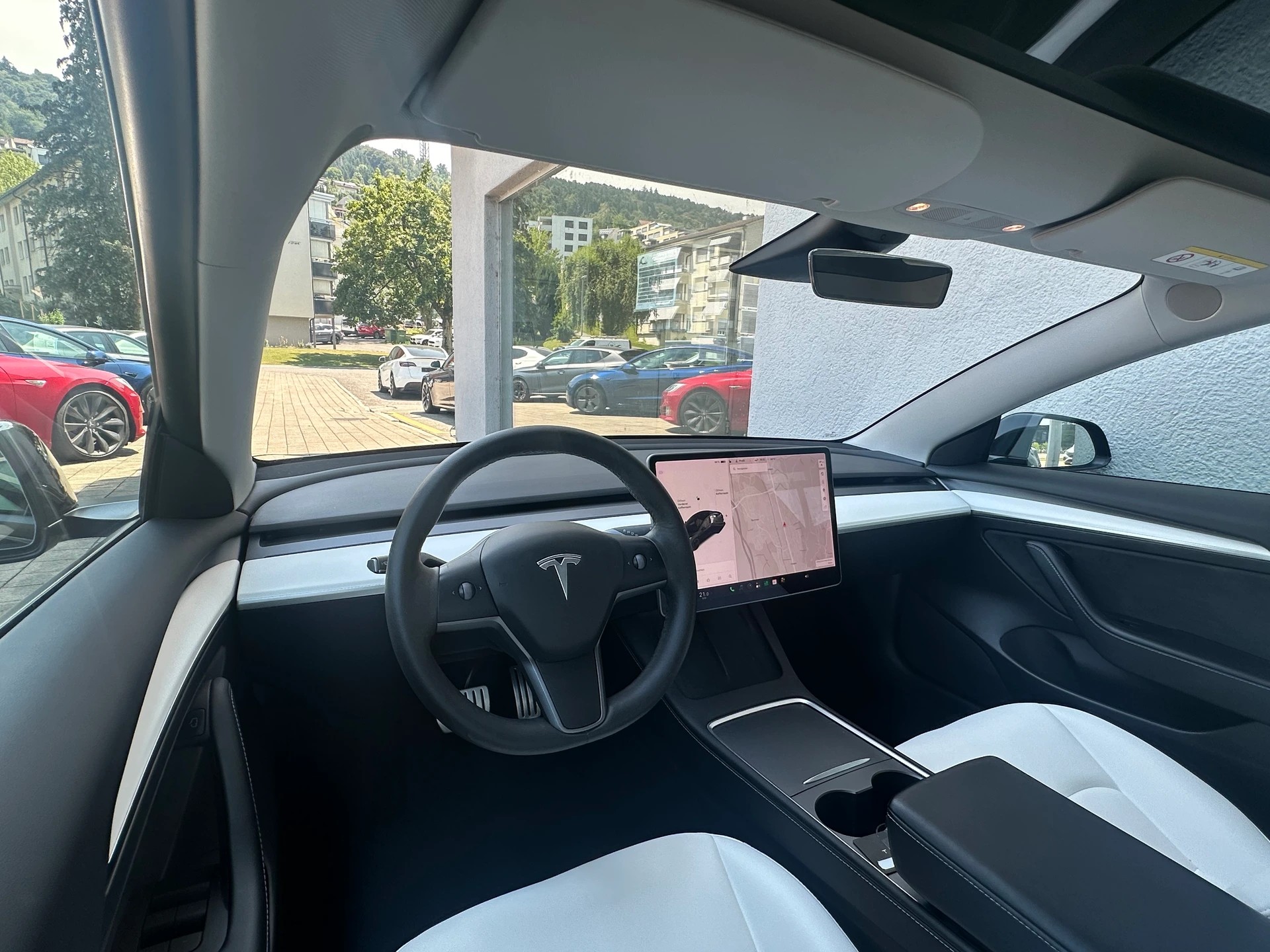 TESLA Model 3 Performance Dual Motor AWD* FSD inkl.*-image-6