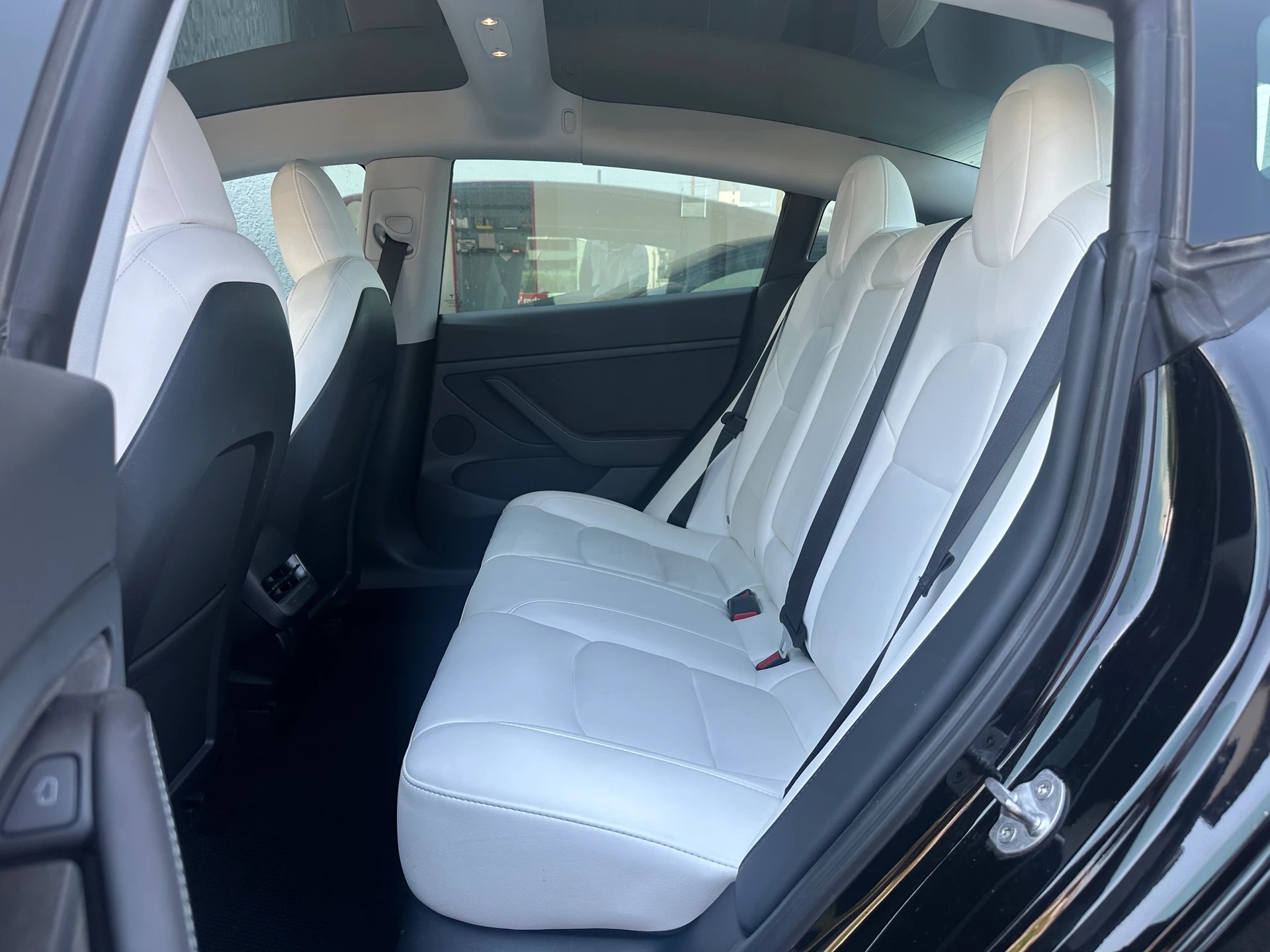 TESLA Model 3 Performance Dual Motor AWD* FSD inkl.*-image-9