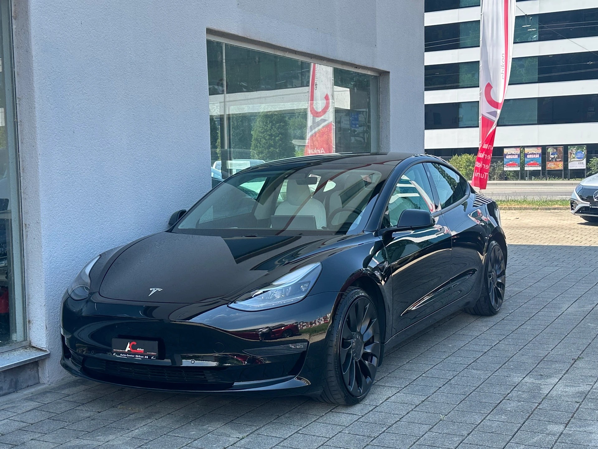 TESLA Model 3 Performance Dual Motor AWD* FSD inkl.*-image-0